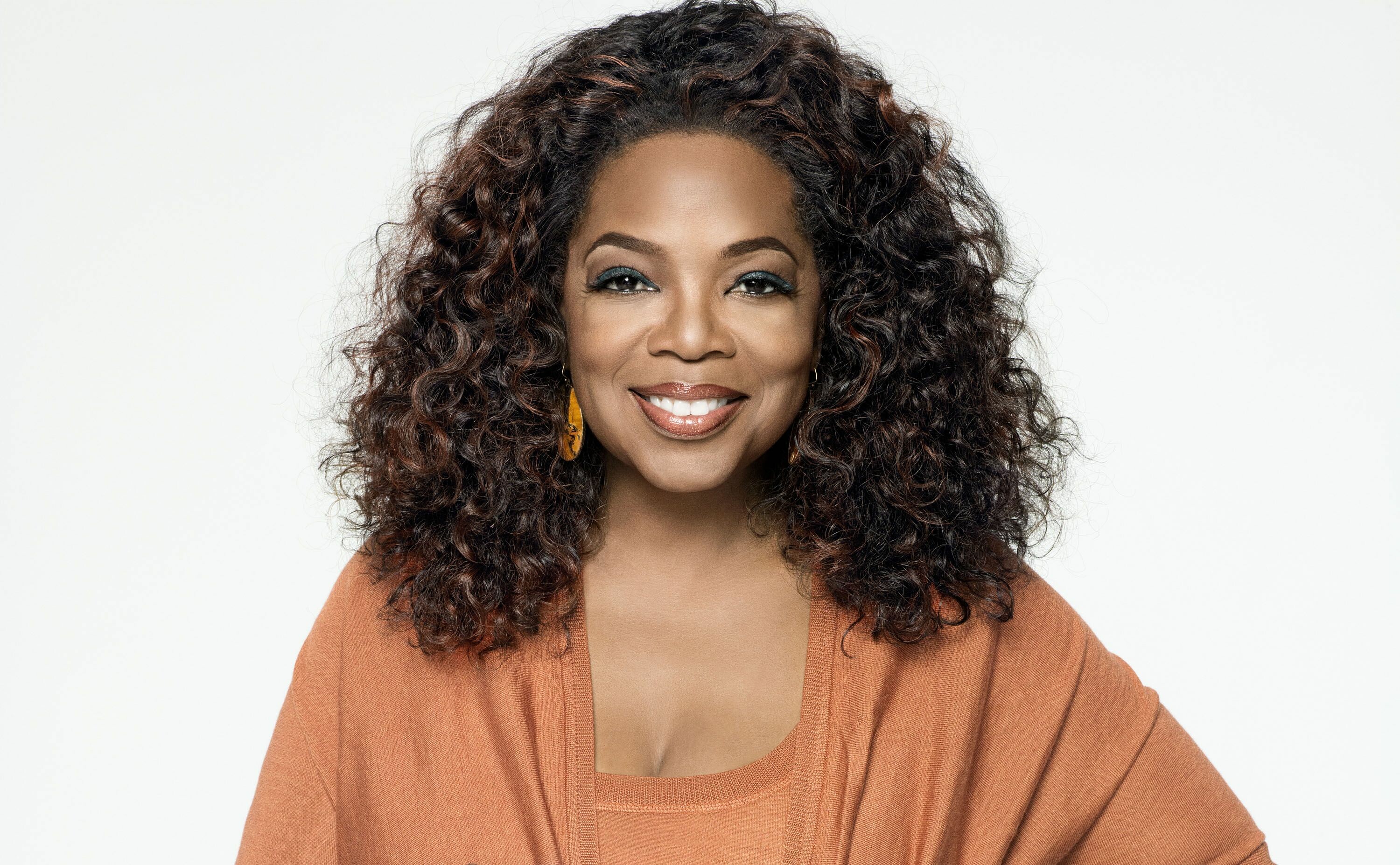 Oprah Winfrey, Inspirational figure, Empowering speeches, Media mogul, 3000x1860 HD Desktop