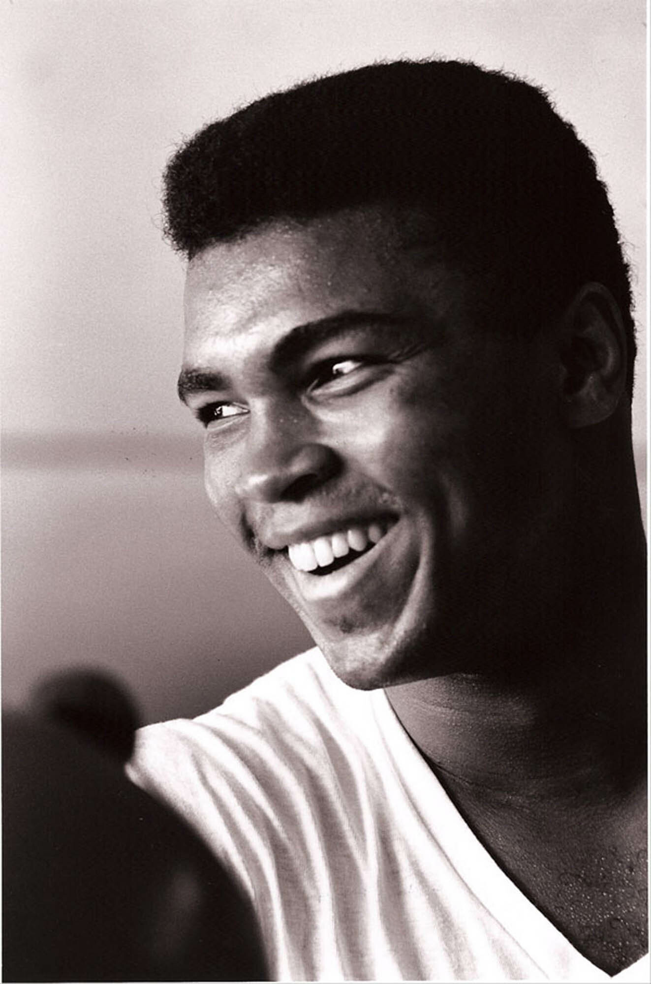 Muhammad Ali, Sporting legend, Inspiring photographs, Memorable moments, 1330x2000 HD Phone