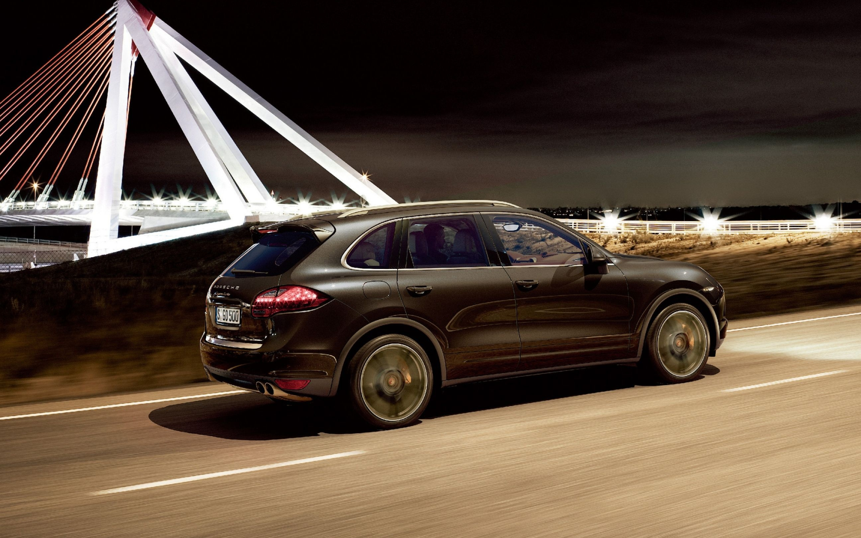 Porsche Cayenne, Exquisite luxury, Superior performance, Iconic design, 2880x1800 HD Desktop