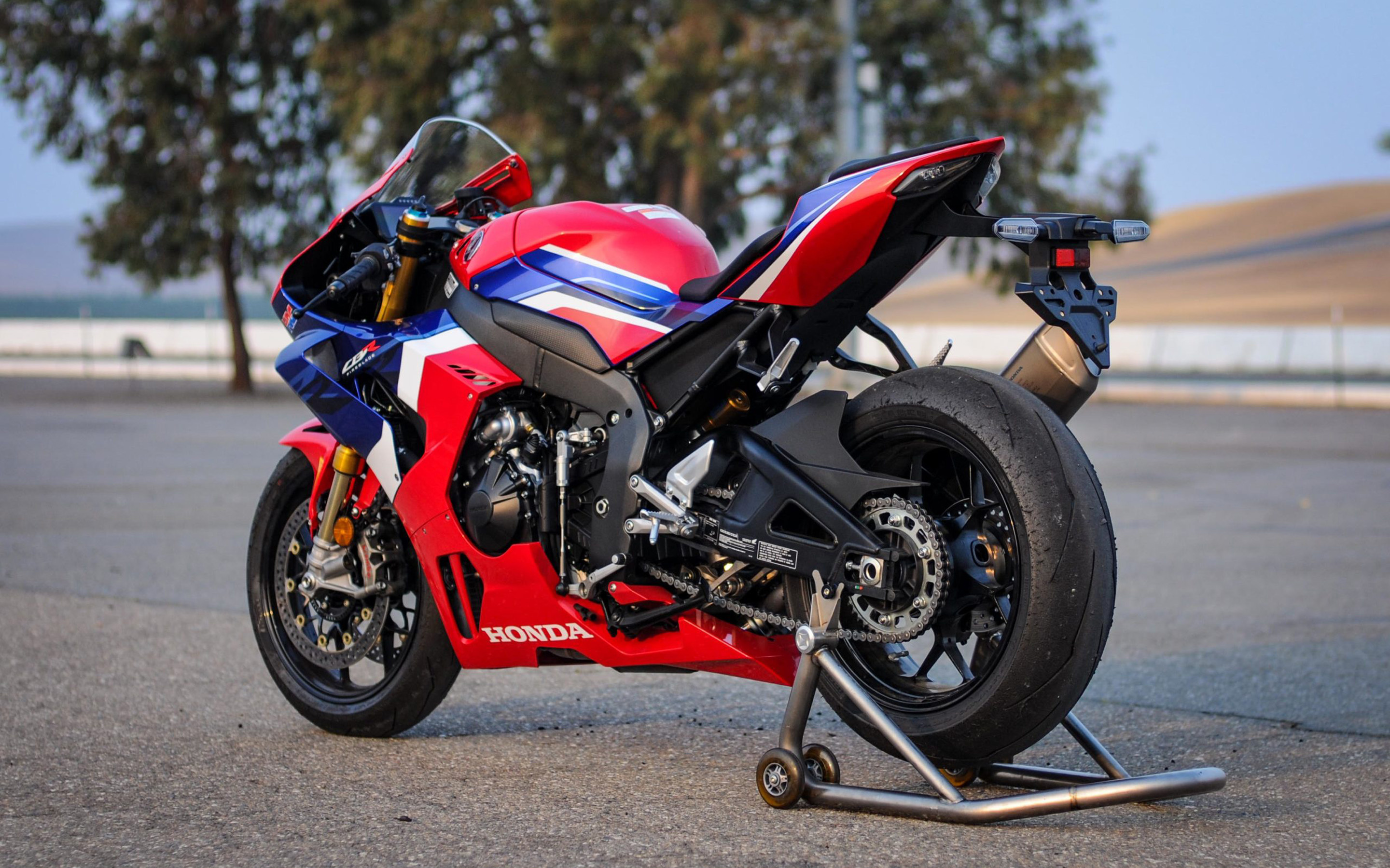 2020 Model Left Side, Honda CBR1000RR Wallpaper, 2880x1800 HD Desktop