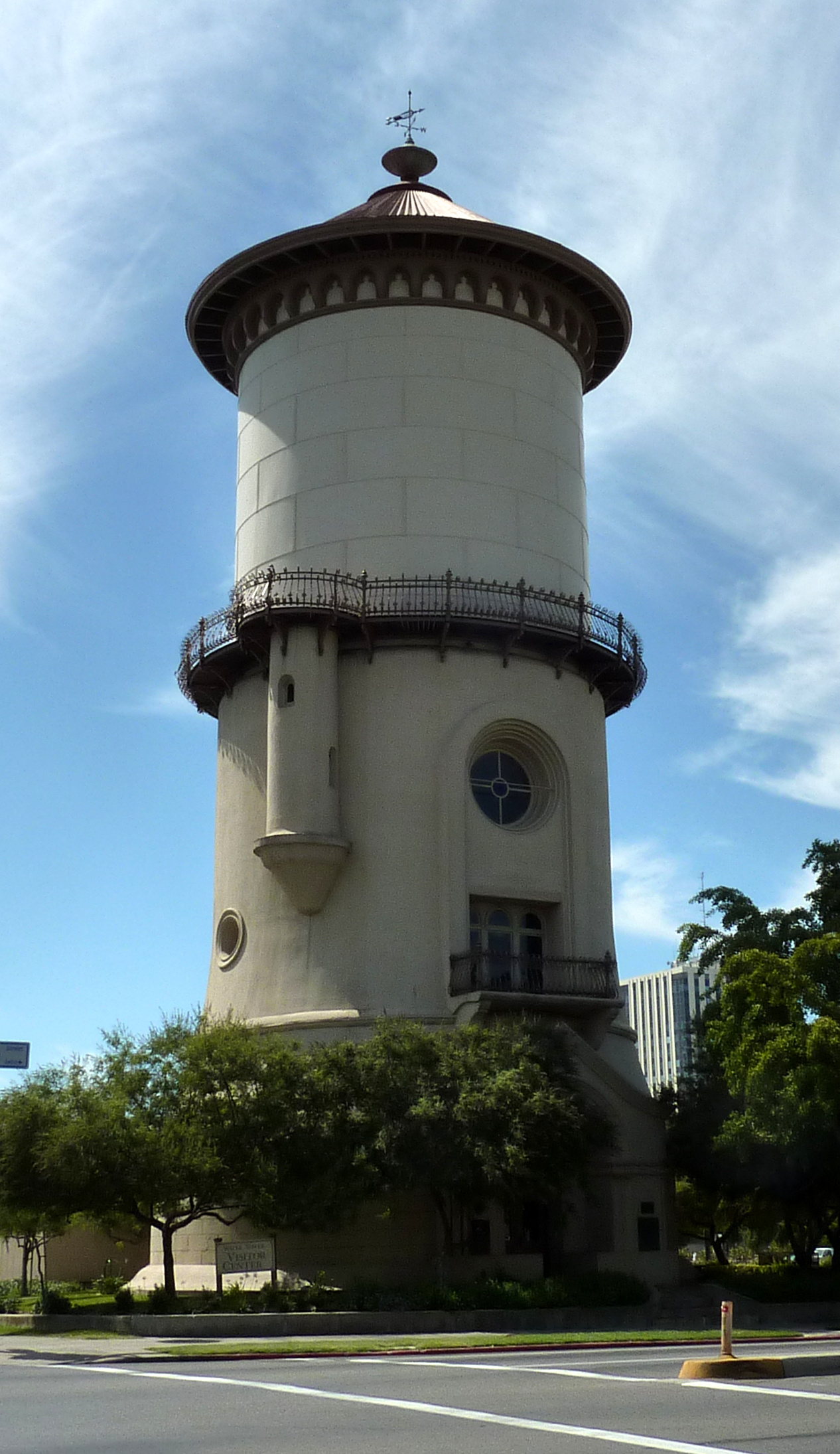 Old Fresno Water Tower, Historical landmark, Architecture marvel, Iconic structure, 1270x2190 HD Phone