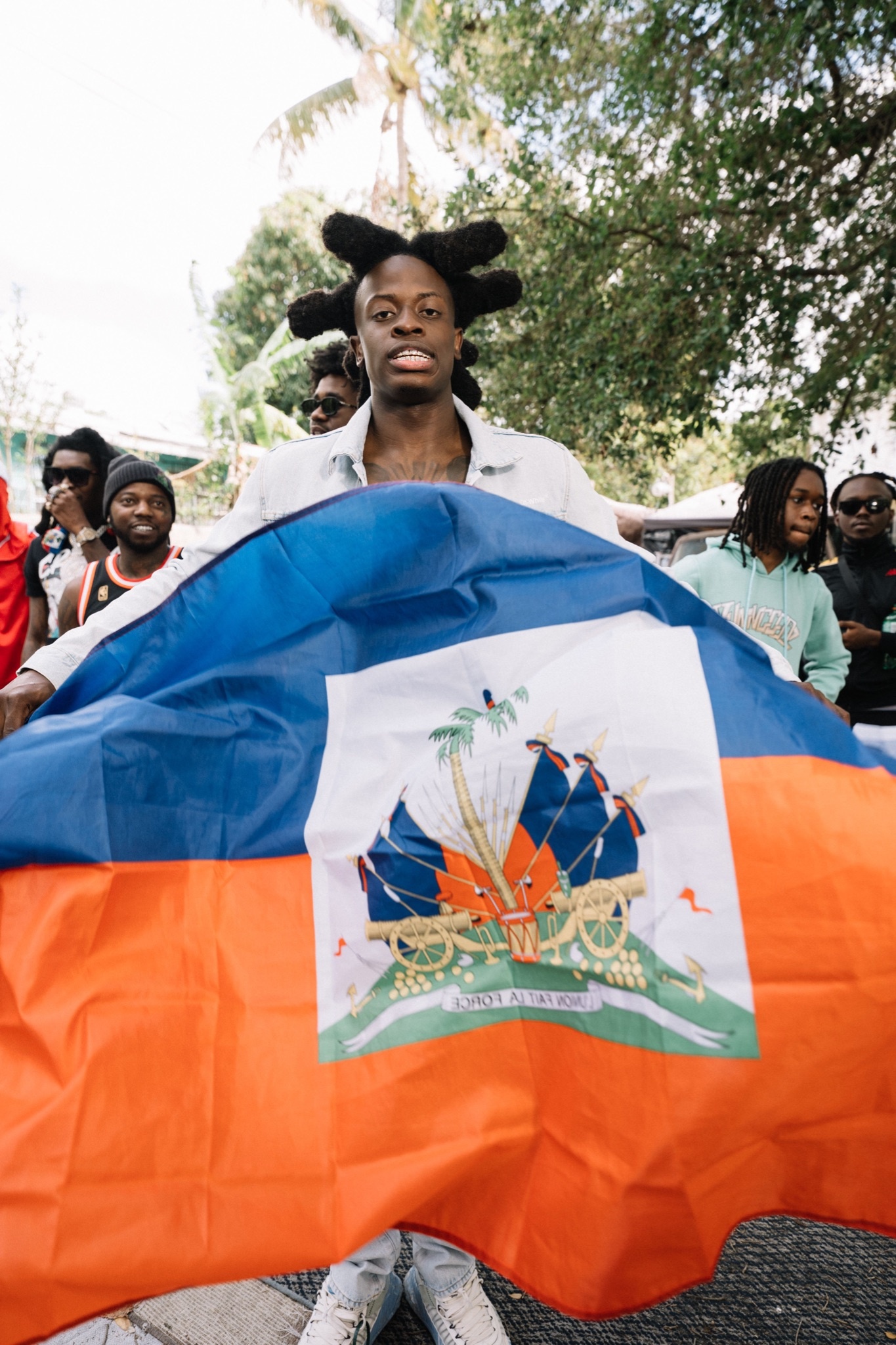 Trapland Pat, Trap dance, Haiti, 1370x2050 HD Phone