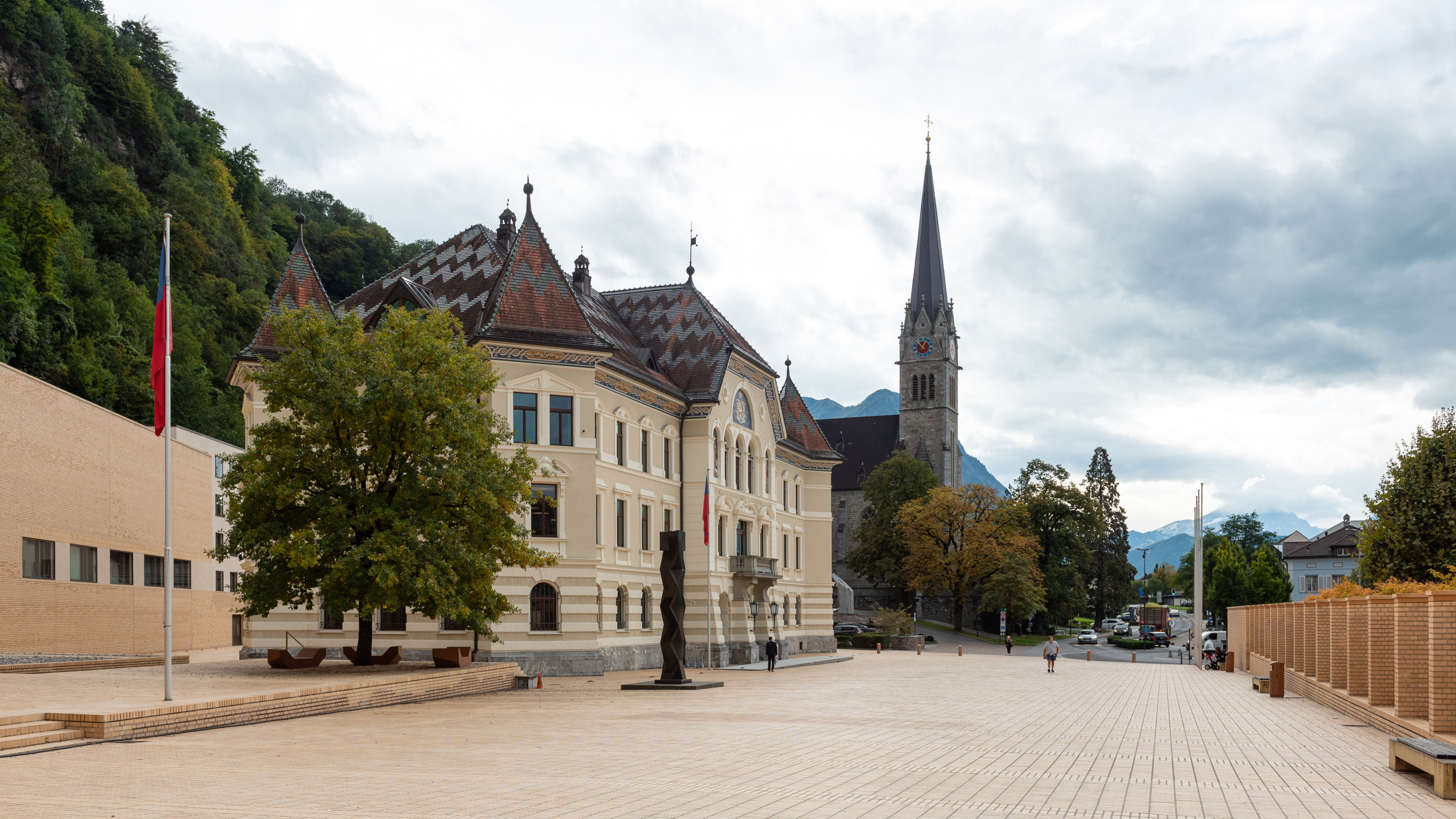 Vaduz Stadtverwaltung, Liechtenstein, 3840x2160 4K Desktop