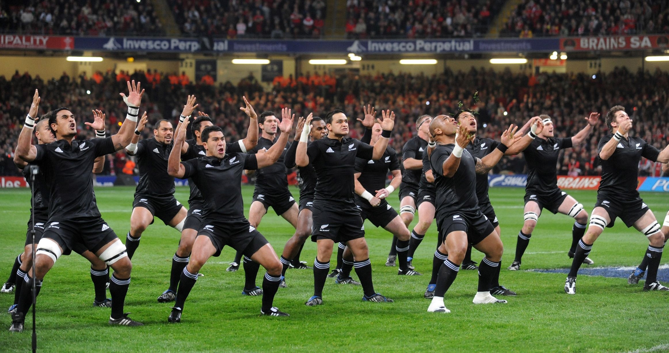 Stand-off of 2008, Remarkable Haka, Wales Online, Memorable moment, 2330x1230 HD Desktop