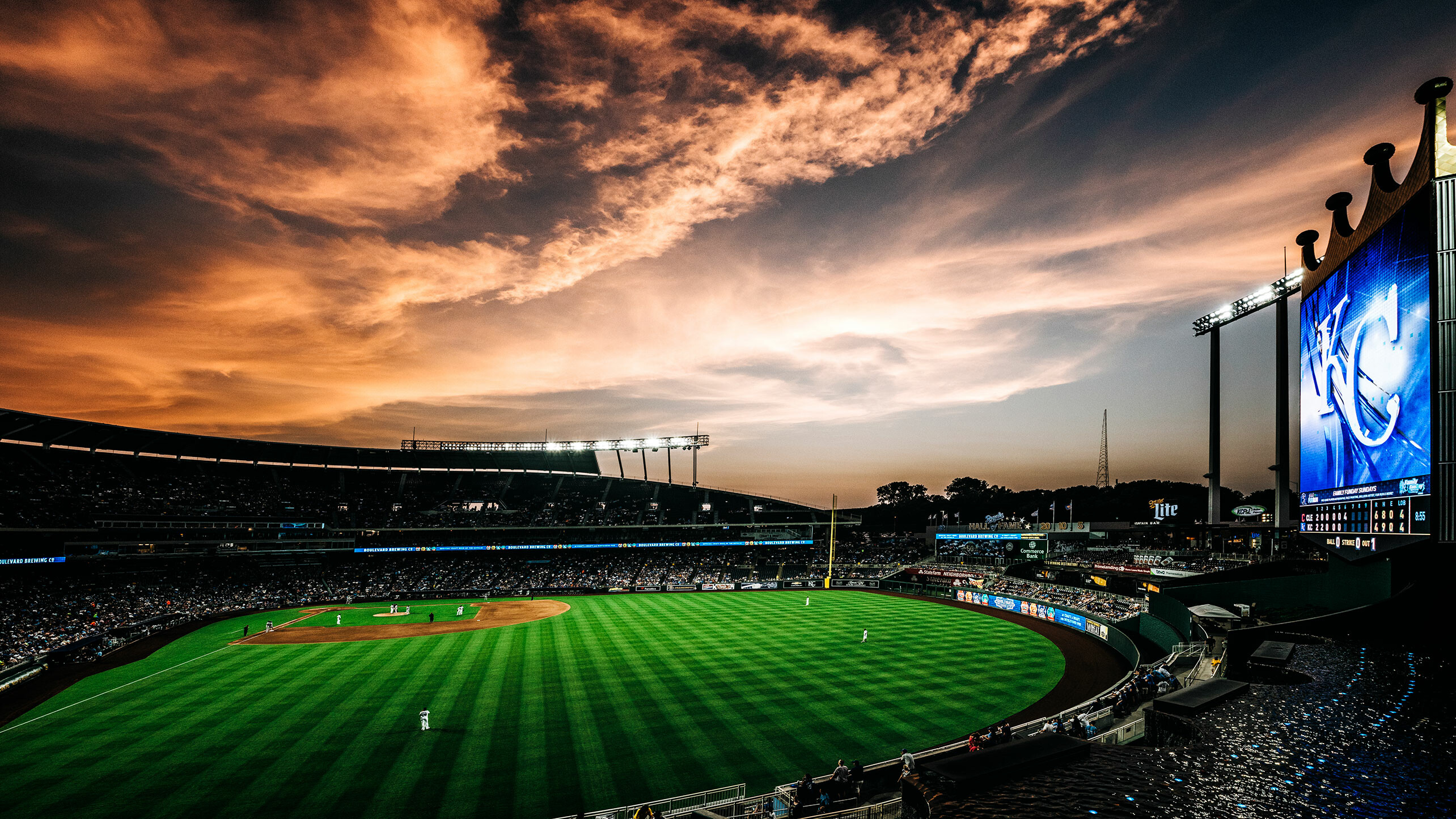 Kansas City Royals, Virtual backgrounds, Baseball fandom, Kansas City pride, 2570x1450 HD Desktop