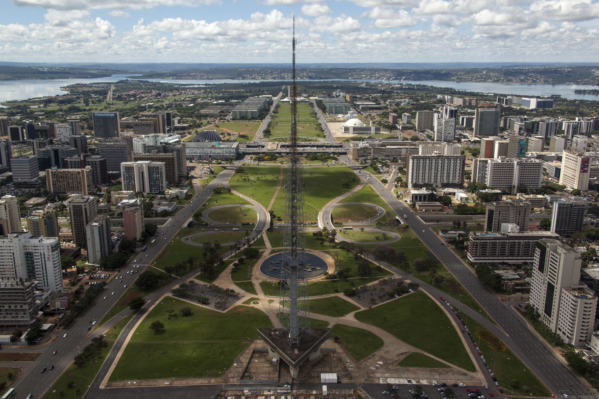 Brasilia experience, Erasmus in Brasilia, Expat life, Ana Julia's perspective, 1920x1280 HD Desktop