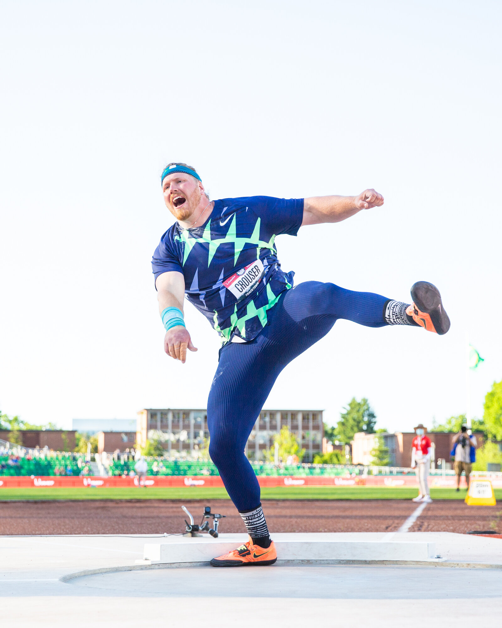 Ryan Crouser, Shot put world record, Tracktown USA, 1600x2000 HD Phone