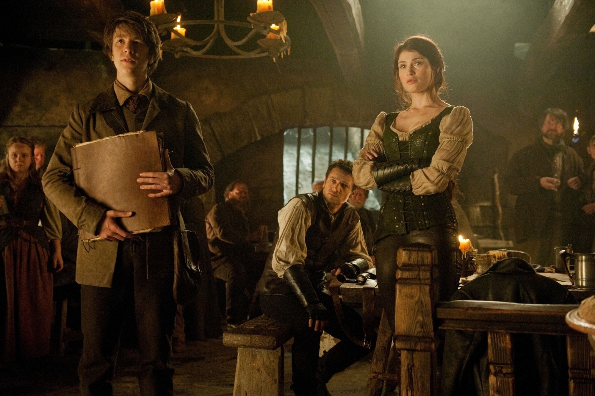 New images, Hansel and Gretel, Jeremy Renner, Gemma Arterton, 2000x1340 HD Desktop