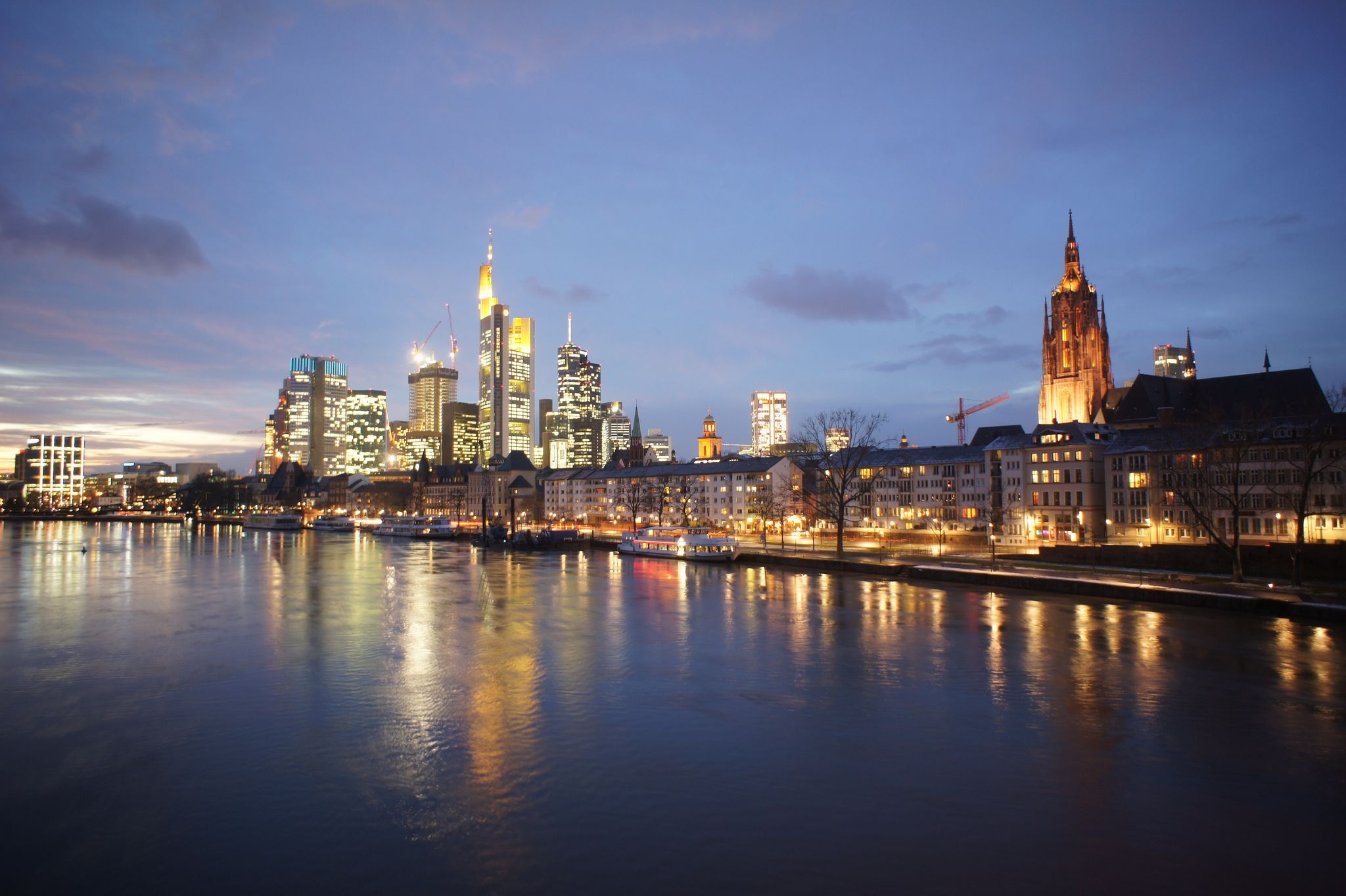 Frankfurt, Night Skylines Wallpaper, 2050x1370 HD Desktop