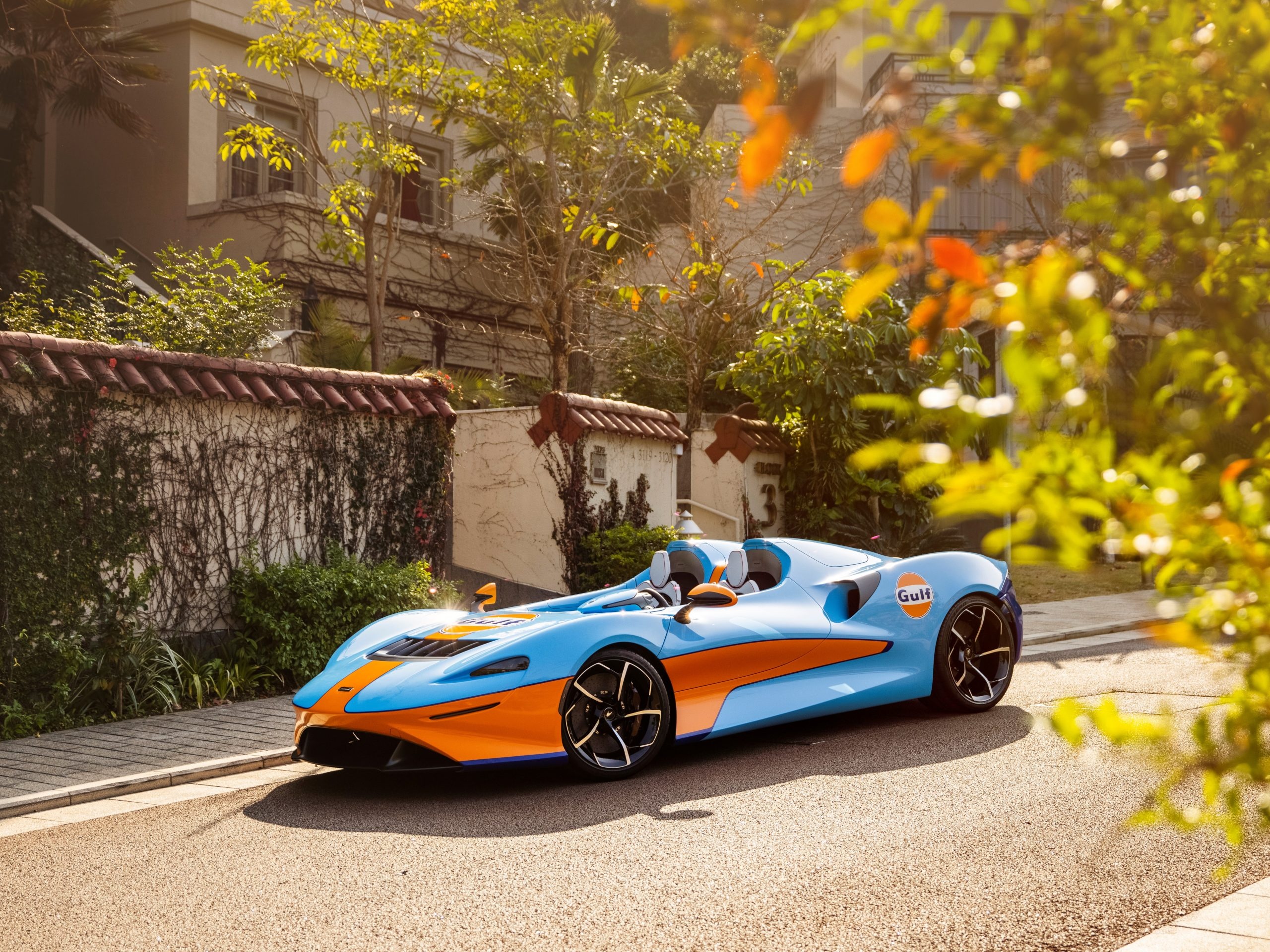 McLaren Elva, Gulf theme, MSO masterpiece, Hong Kong debut, 2560x1920 HD Desktop