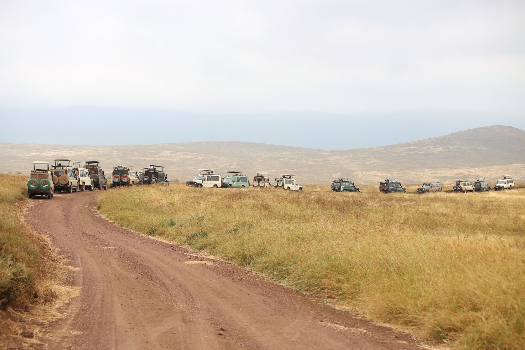 Ngorongoro Crater, Wildlife sanctuary, Tanzania, Natural wonder, 2000x1340 HD Desktop