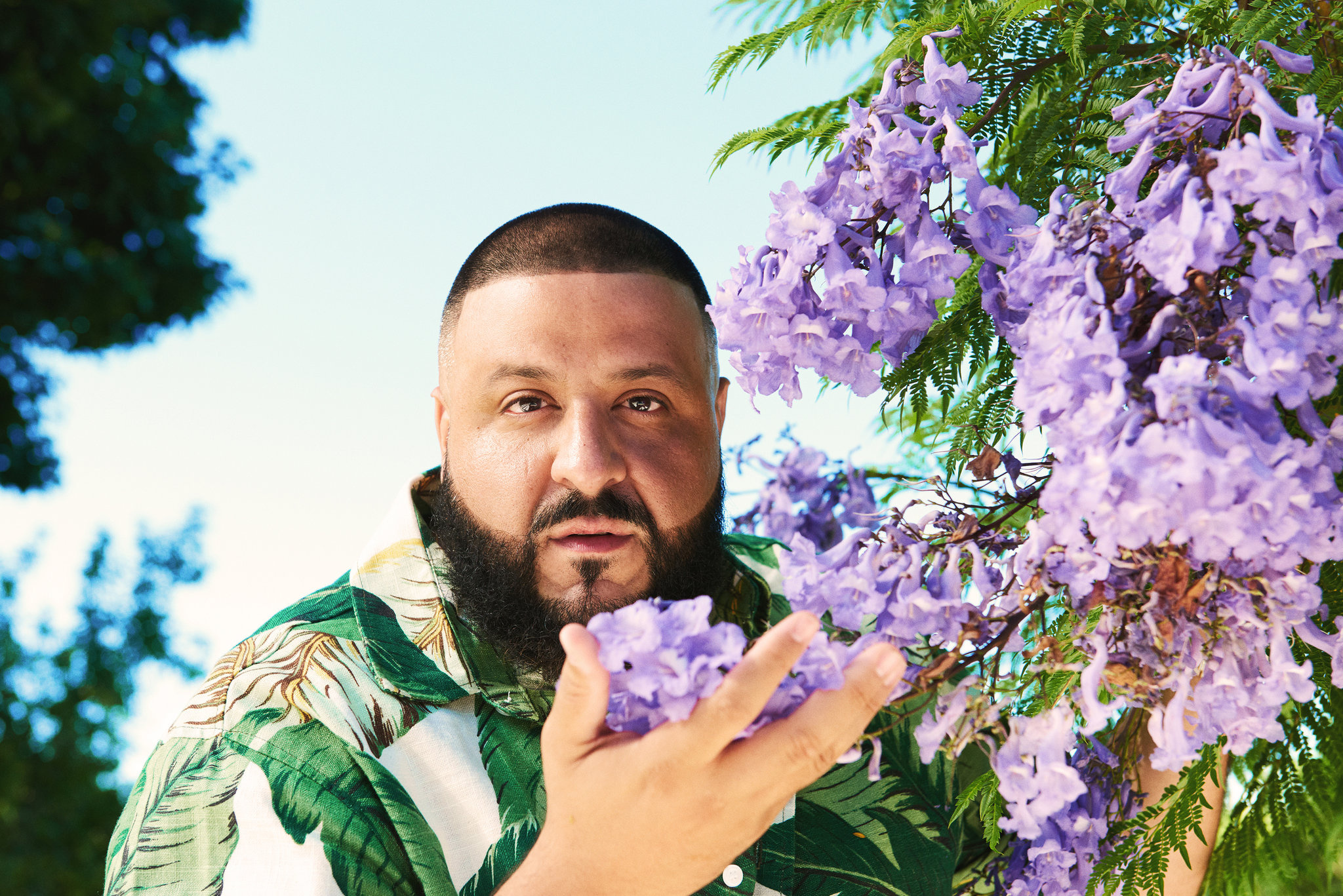 DJ Khaled, Headlining performance, Strategic gameplay, Futuristic warfare, 2050x1370 HD Desktop