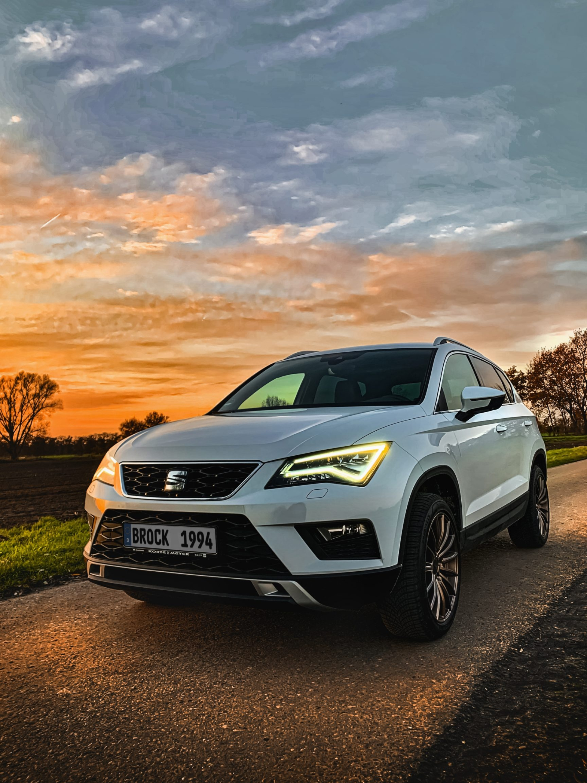 Seat Ateca, 18-inch alloy wheels, Brock B36, 5FP model, 1920x2560 HD Phone