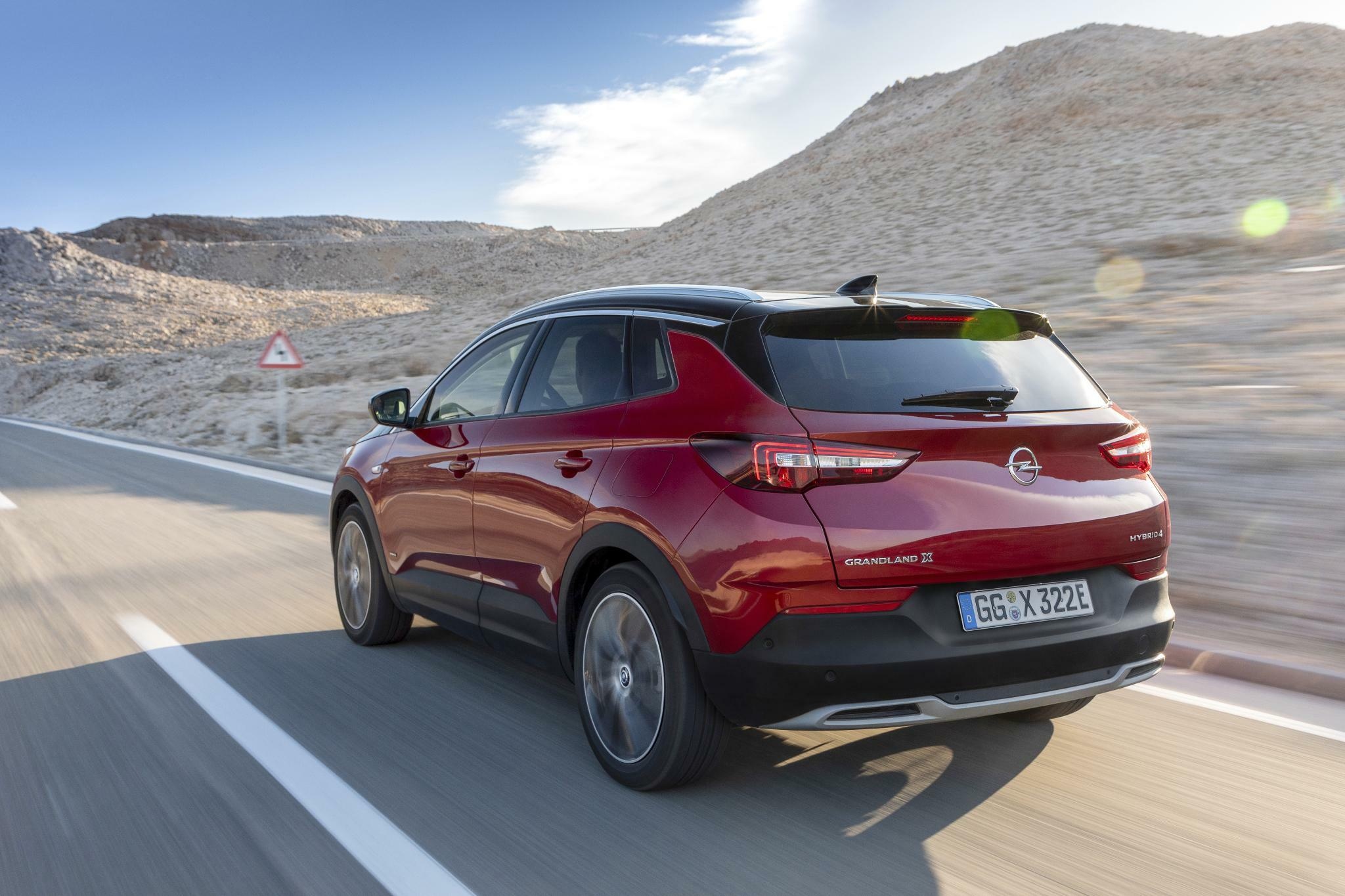 Opel Grandland X, Hybrid SUV, Vibrant colors, Berlin Tagesspiegel coverage, 2050x1370 HD Desktop