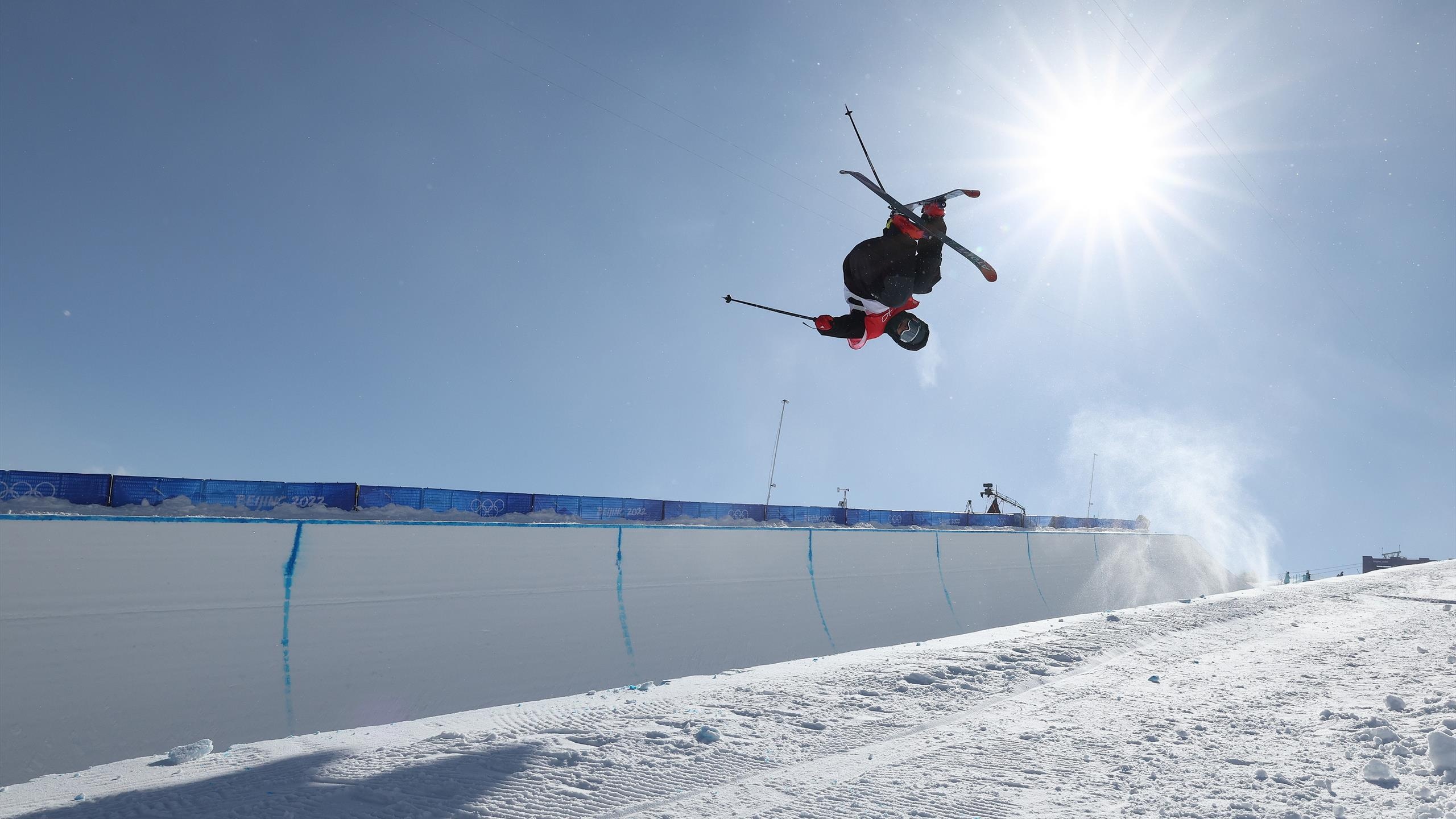 Gus Kenworthy, Freestyle Skiing Wallpaper, 2560x1440 HD Desktop