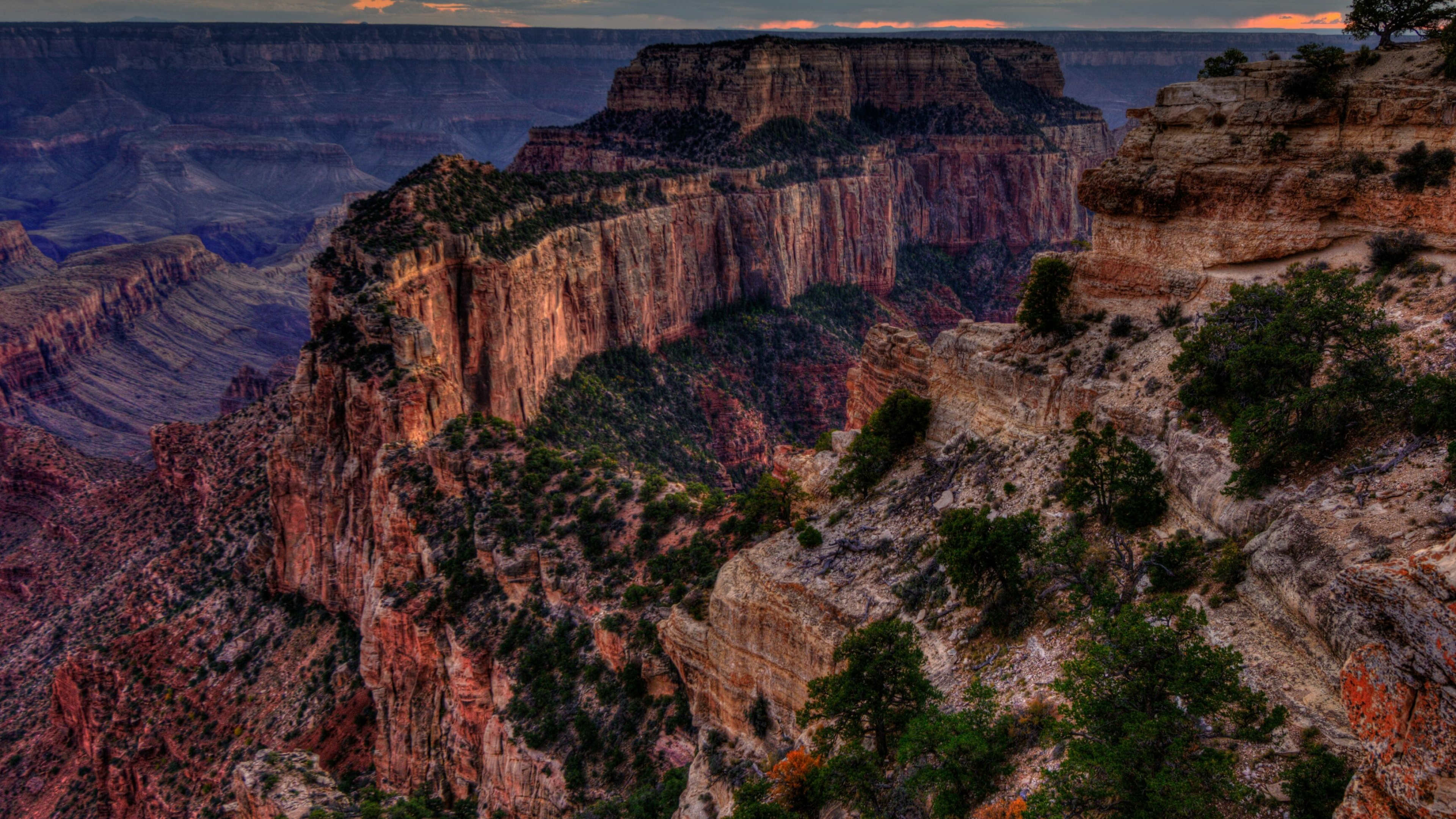 Grand Canyon, Vivid colors, Awe-inspiring views, Majestic landscapes, 3840x2160 4K Desktop