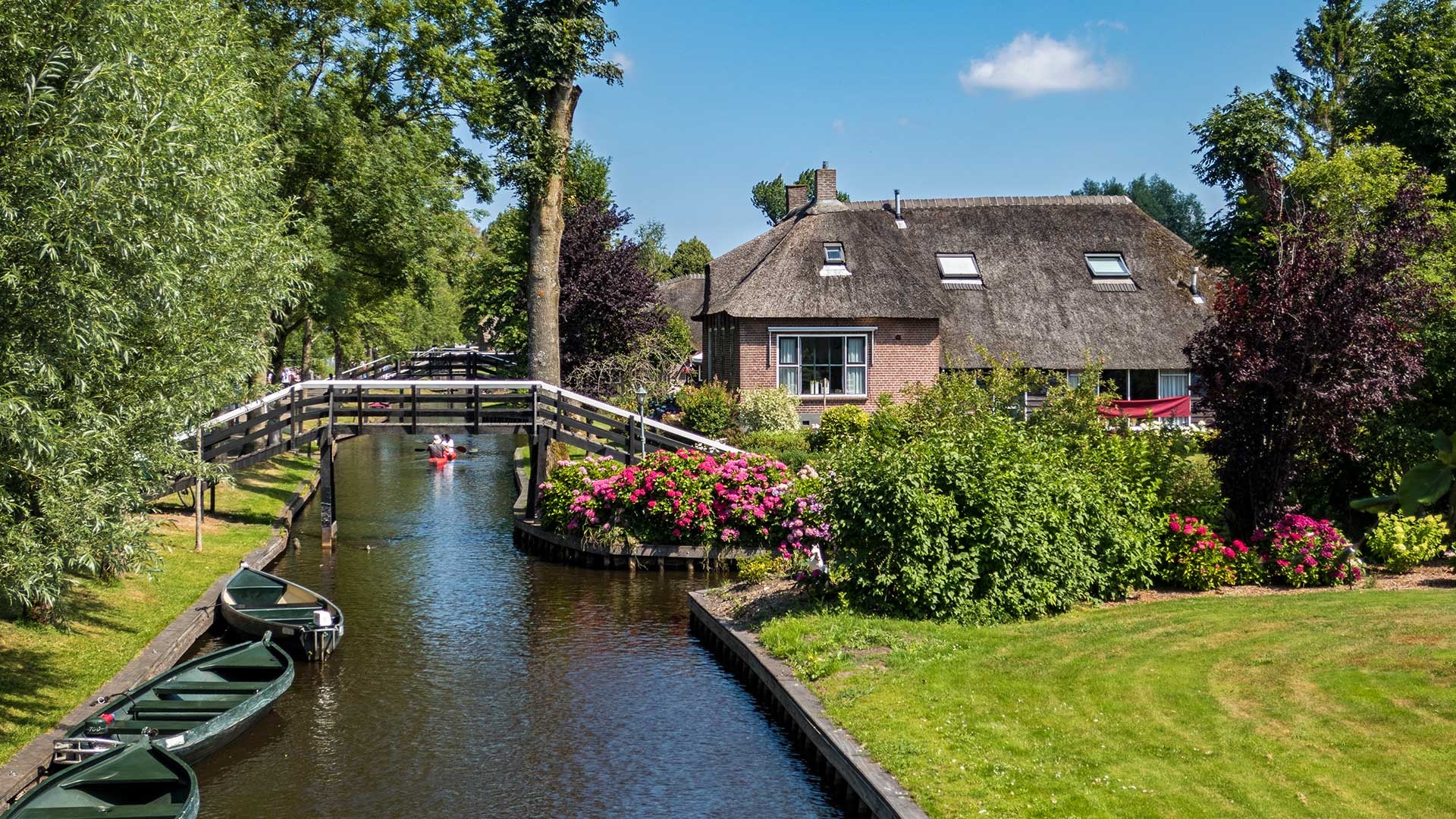 Charming Dutch village, Netherlands gem, Holland's pride, Quaint beauty, 1920x1080 Full HD Desktop