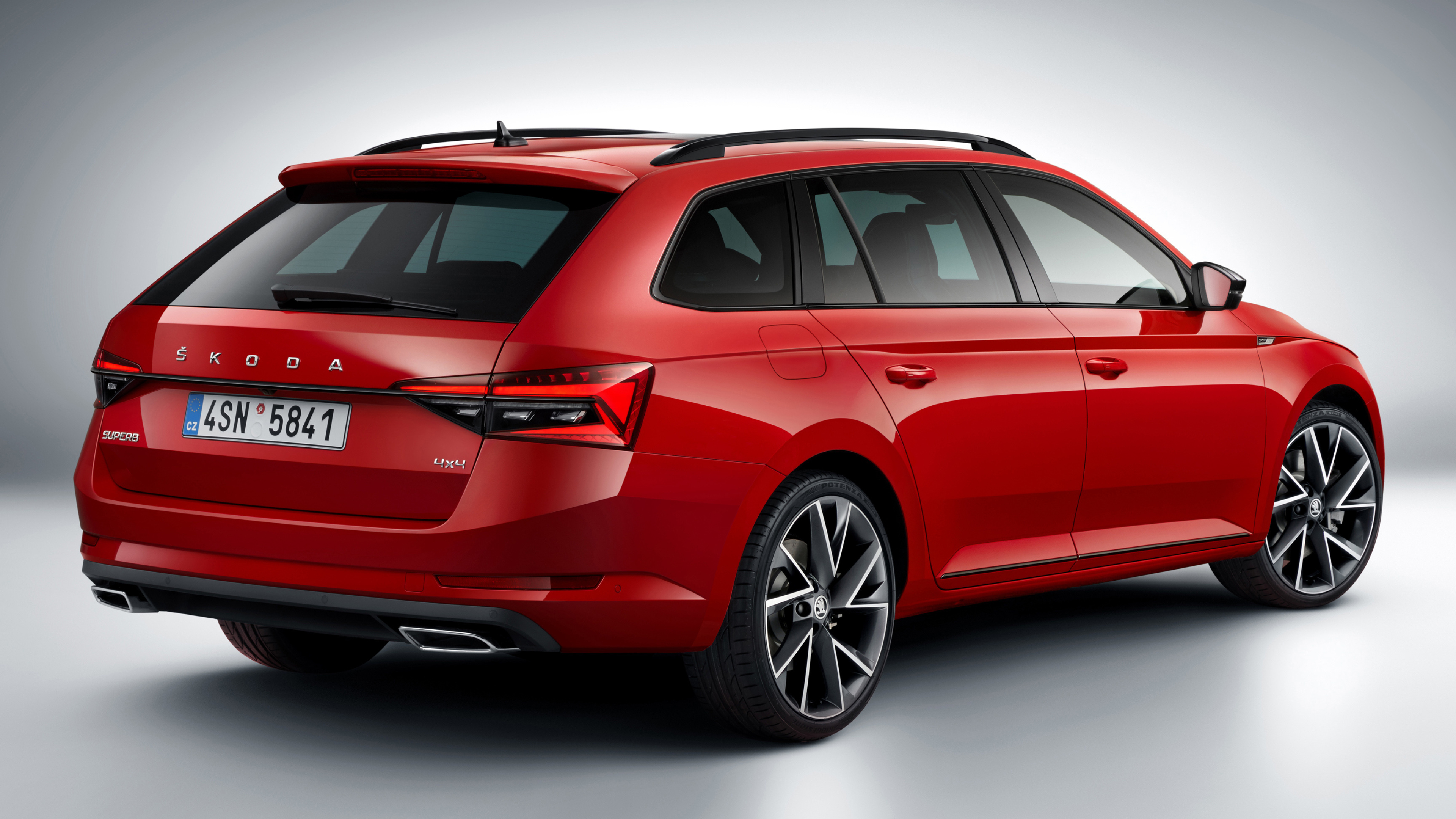 Skoda Superb Combi car, 4x4 sportline, 2019 model, Cars desktop, 3840x2160 4K Desktop