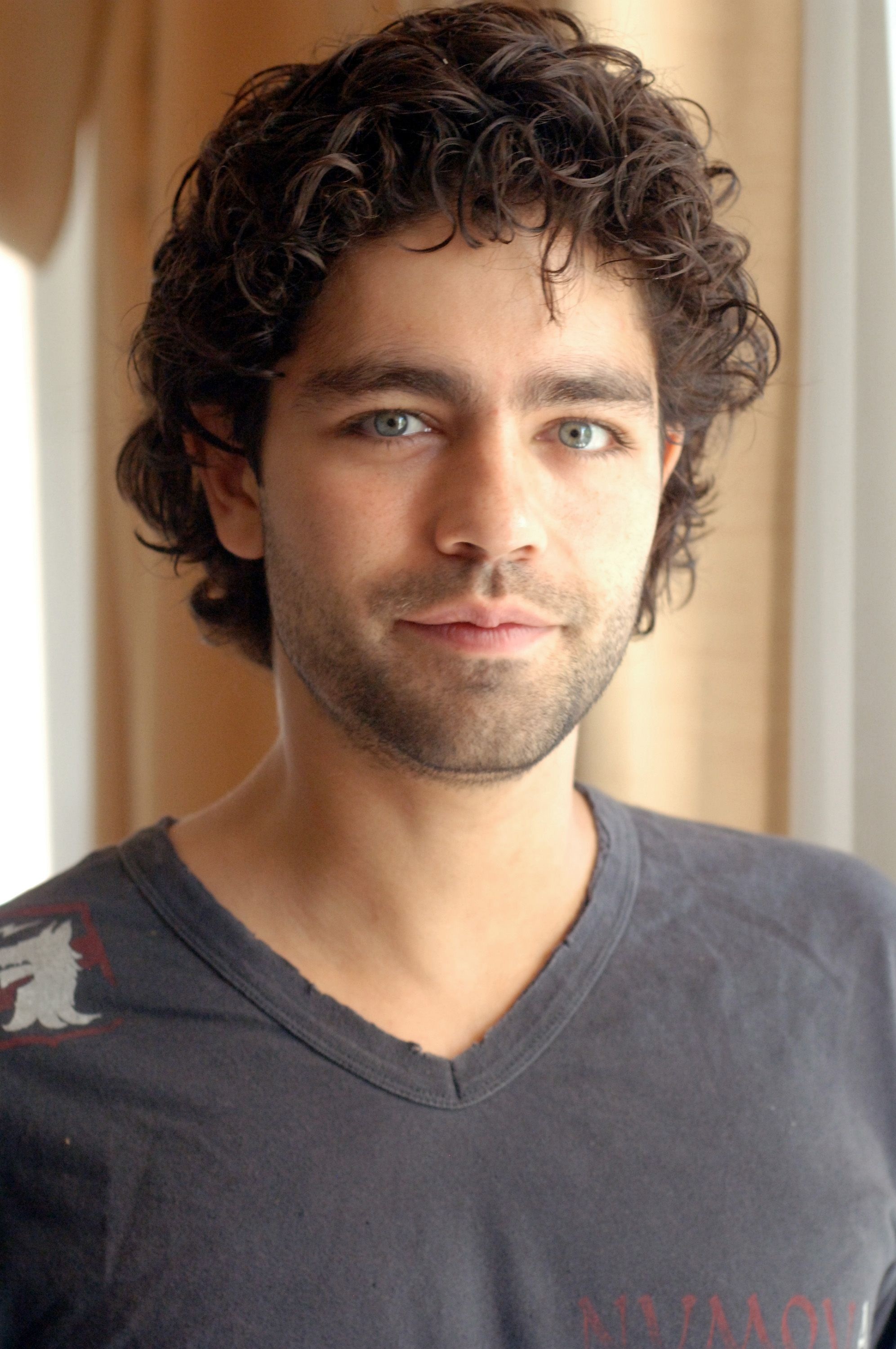 Adrian Grenier, Krmz bacakl, Celebrity, Star, 2000x3000 HD Phone