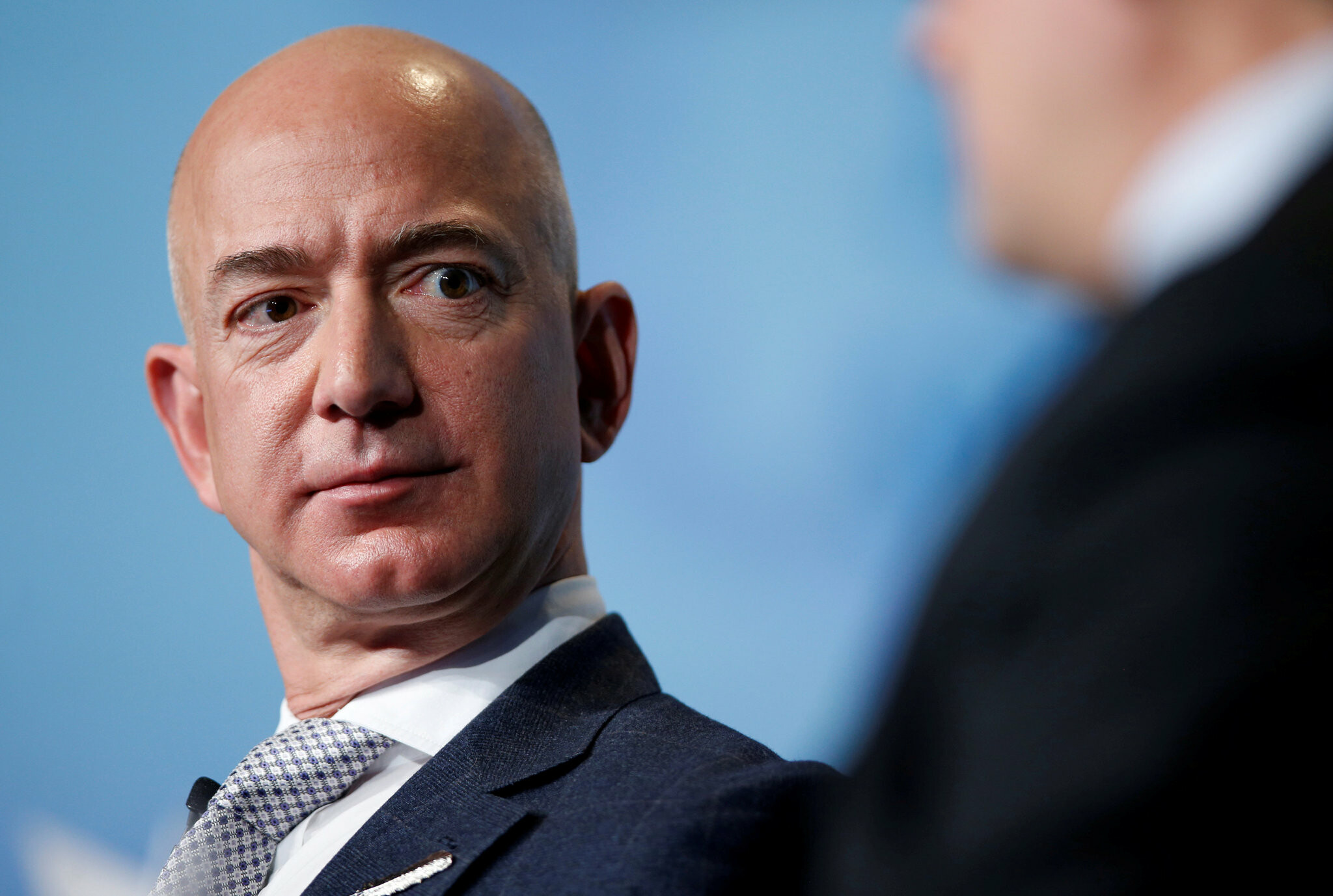 Jeff Bezos, Personal life speculation, Dirty selfies scandal, Media frenzy, 2050x1380 HD Desktop