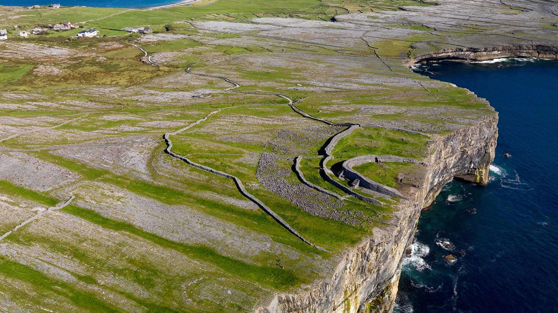 Aran Islands, Dun Aengus, Travel guide, Nordic Visitor, 1920x1080 Full HD Desktop