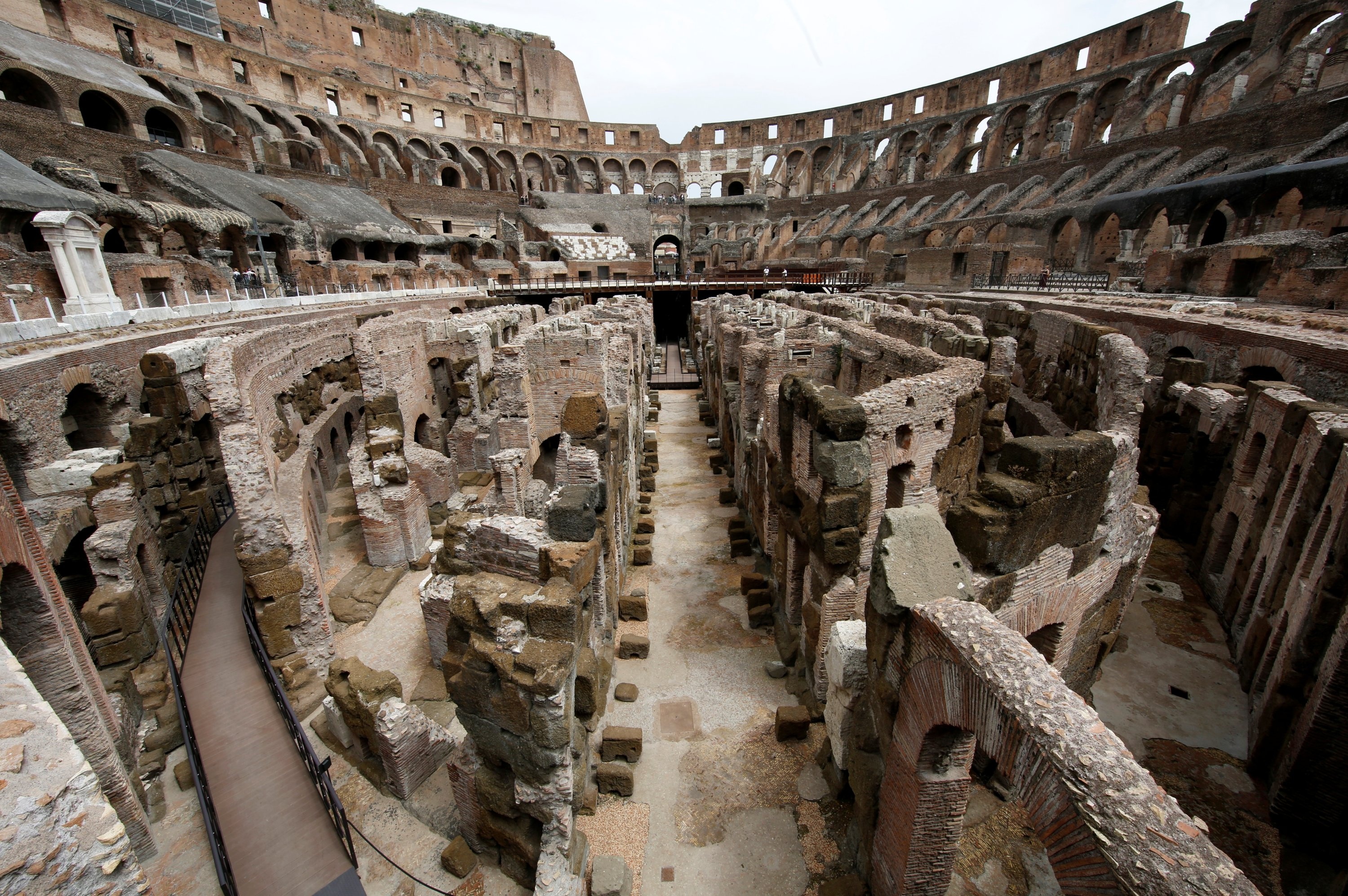 Underground tunnels, The Colosseum Wallpaper, 3000x2000 HD Desktop