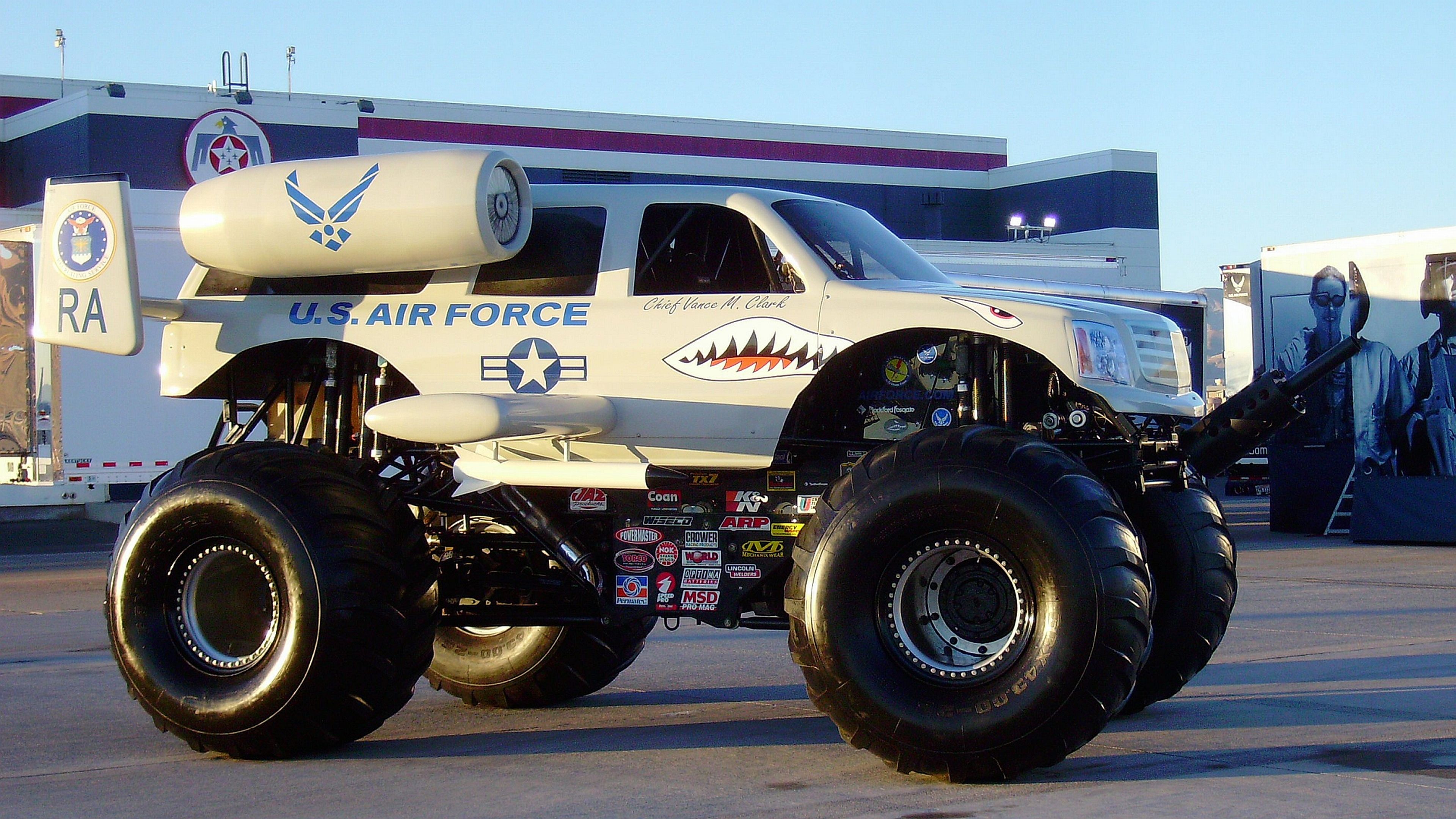 U.S. Air Force Jeep, Monster Trucks Wallpaper, 3840x2160 4K Desktop