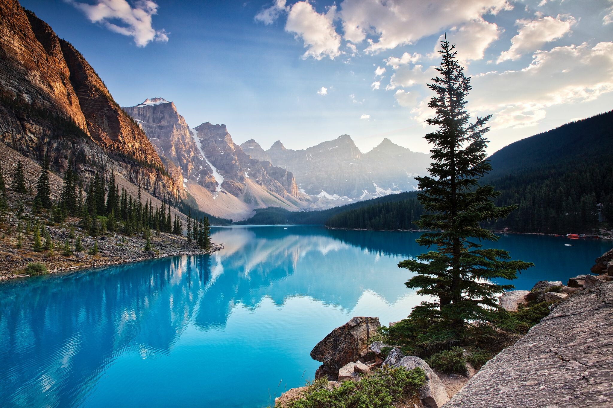 Moraine lake beauty, South channel's charm, Scenic photos' wonder, Breathtaking landscape, 2050x1370 HD Desktop