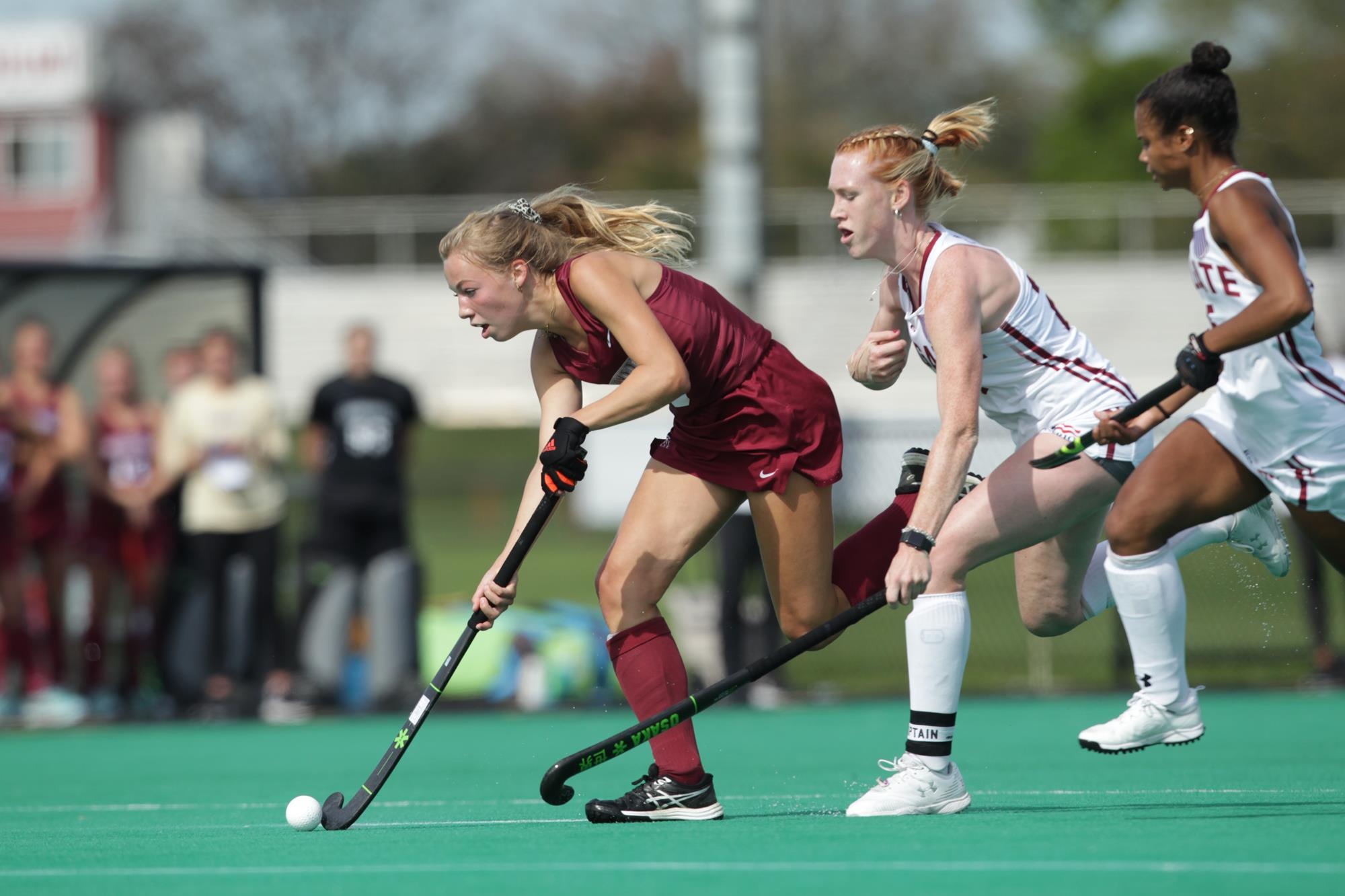 Lafayette Leopards vs Brown Bears, Field Hockey Wallpaper, 2000x1340 HD Desktop