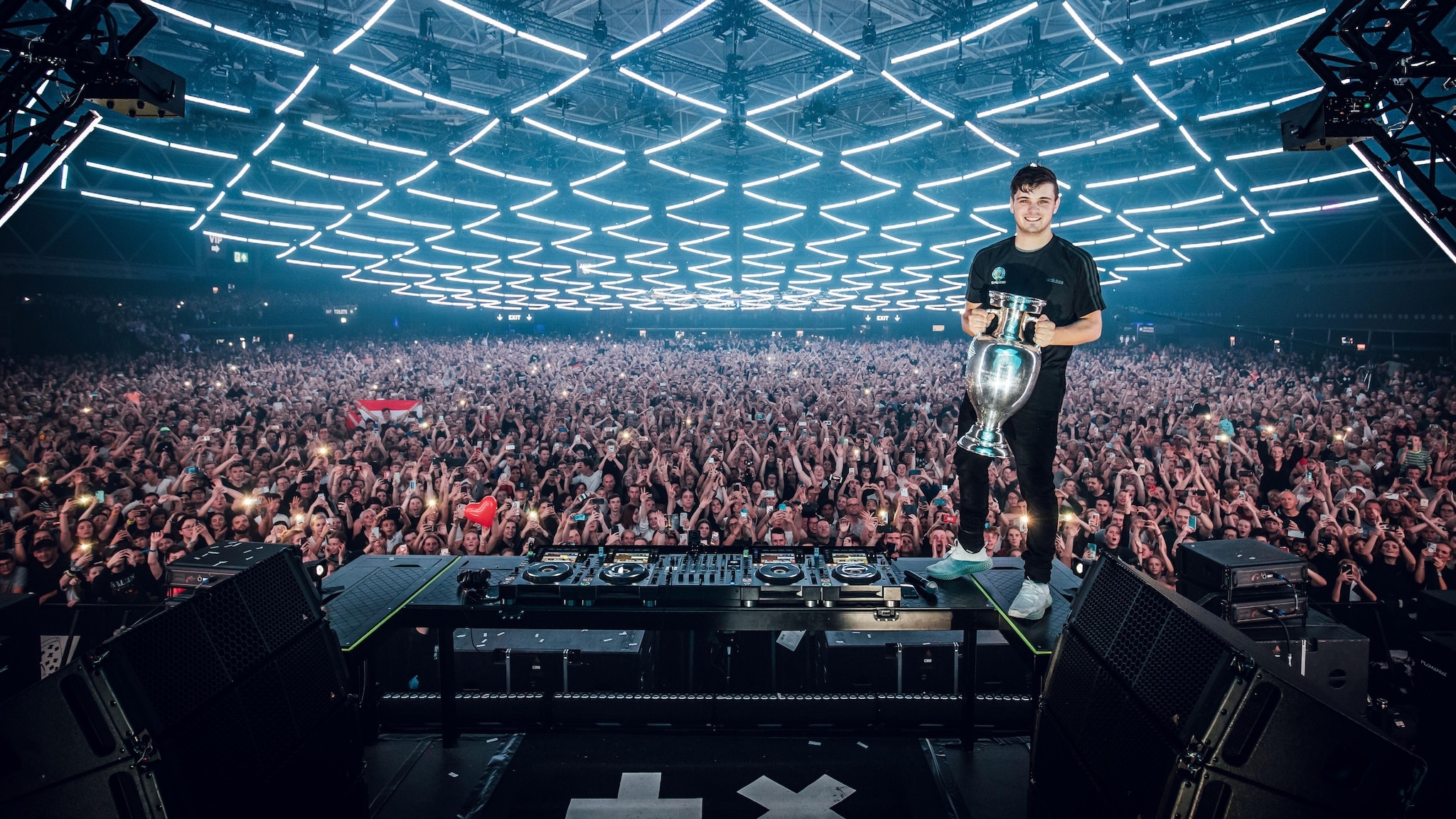 Martin Garrix, Sound of UEFA Euro 2020, 2050x1160 HD Desktop