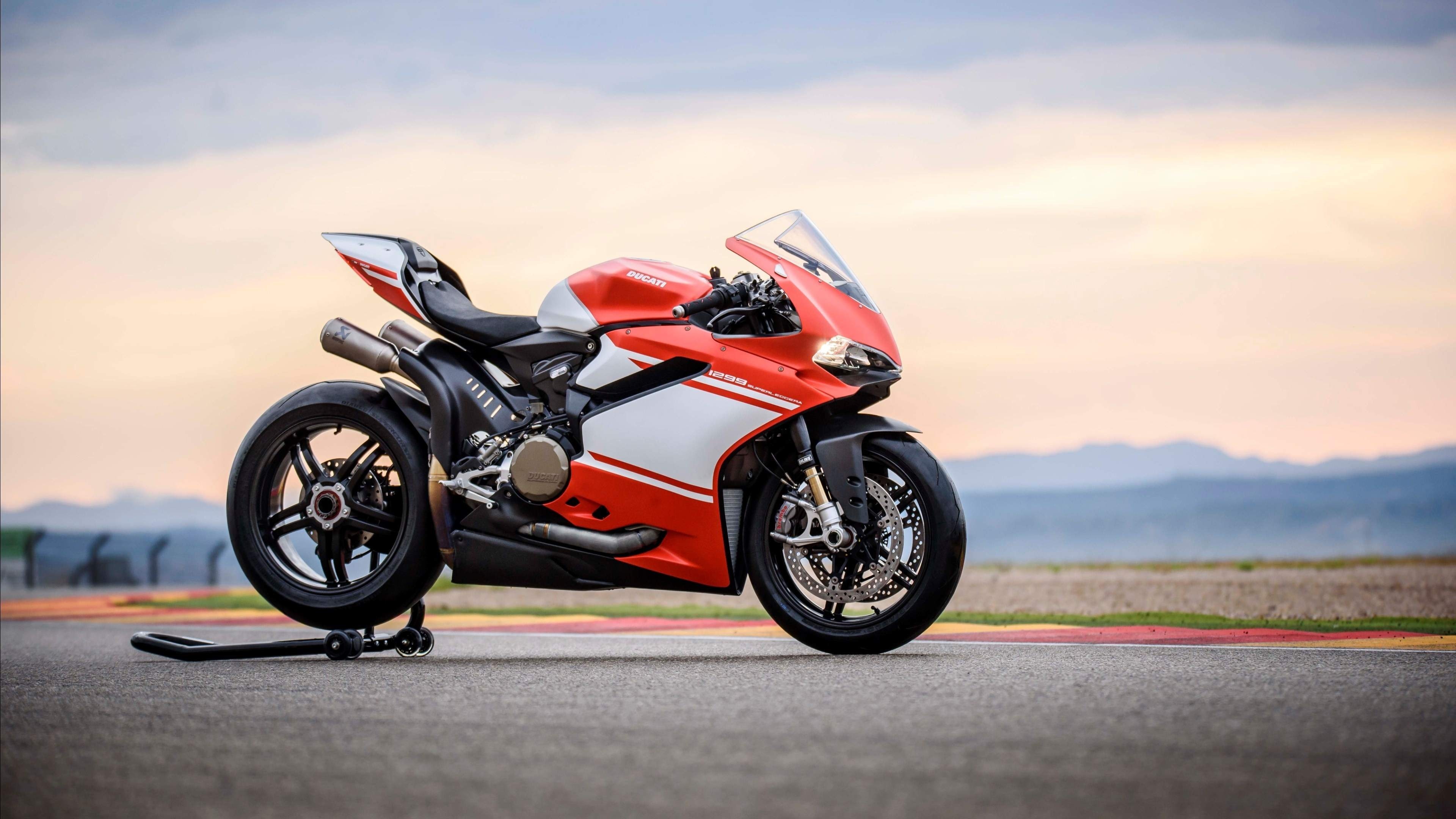 1299 Panigale, Sports Bikes Wallpaper, 3840x2160 4K Desktop