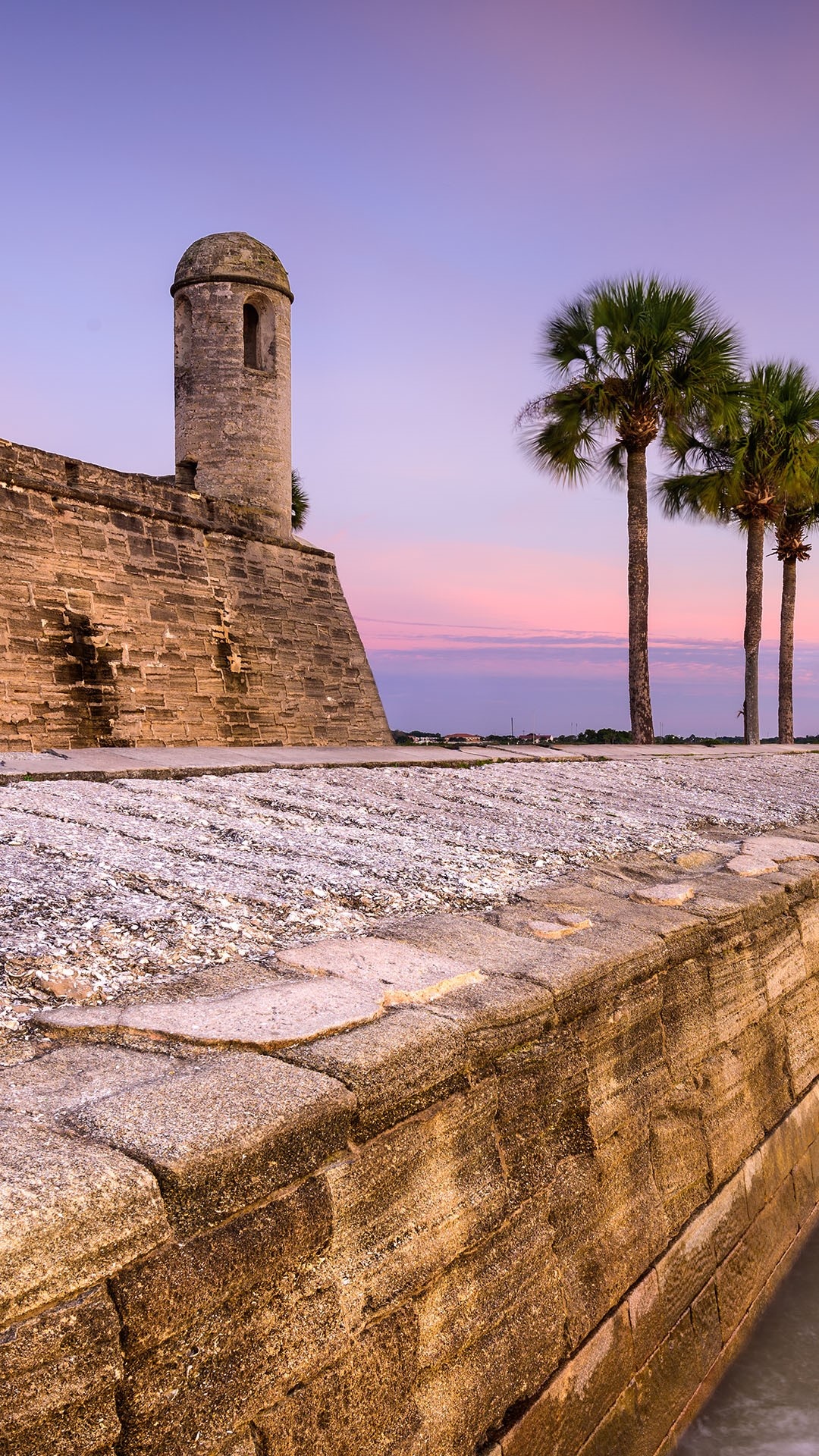 Morning at Castillo de San Marcos, National monument, St. Augustine, Florida, 1080x1920 Full HD Phone