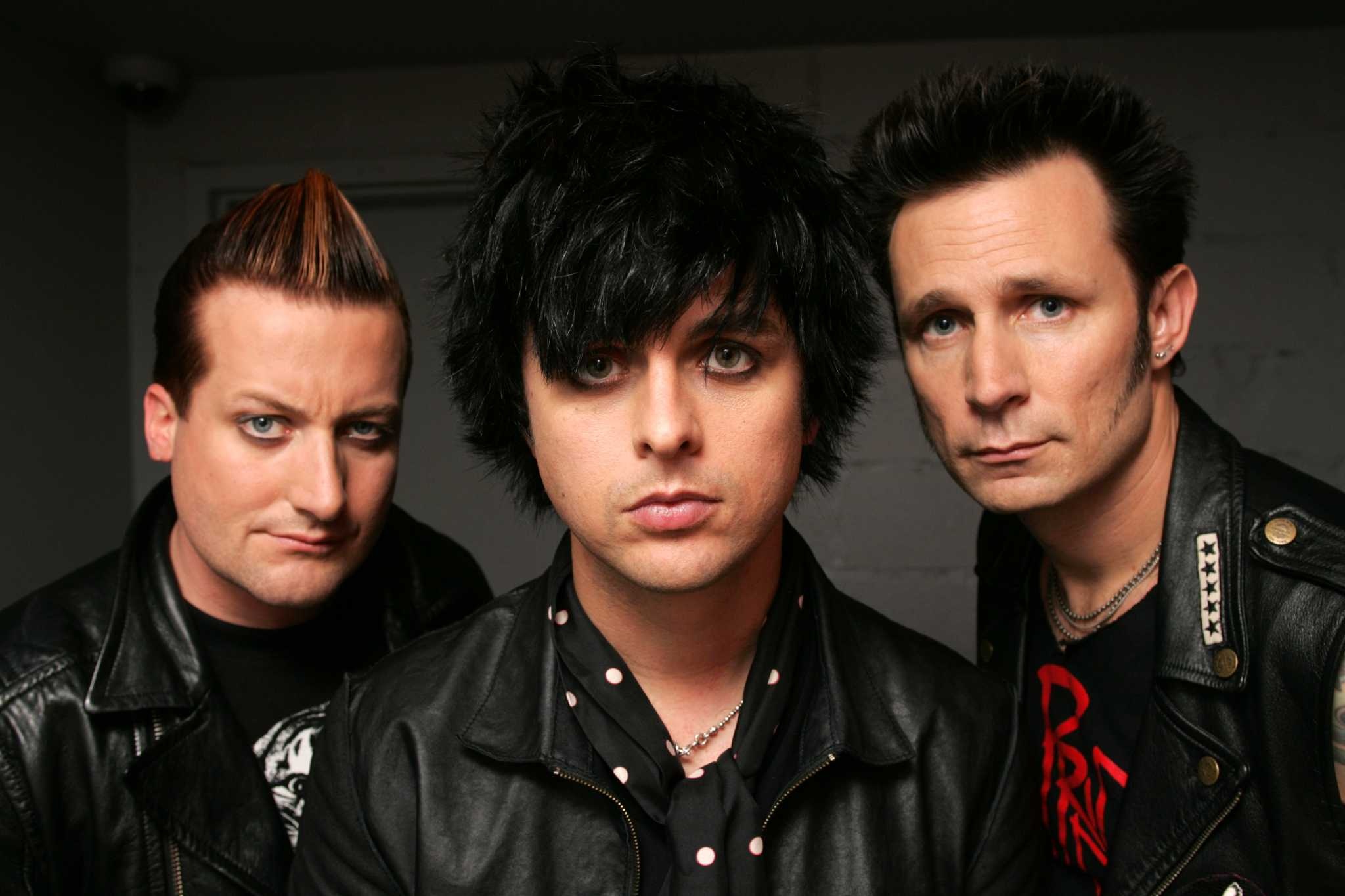 Green Day Houston show, Concert announcement, Live performance news, Exciting event, 2050x1370 HD Desktop