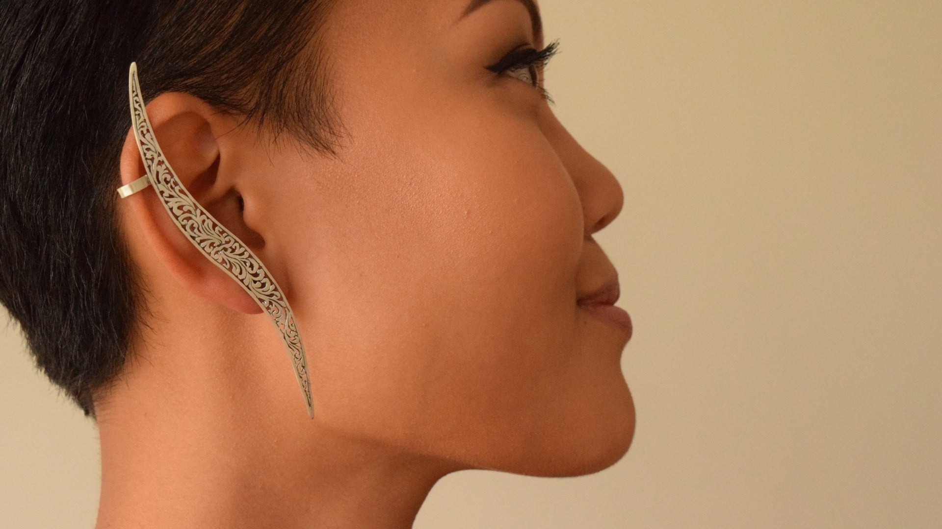 Ear Cuffs, Garuda Silver Ear Cuffs, Dvibhumi, 1920x1080 Full HD Desktop