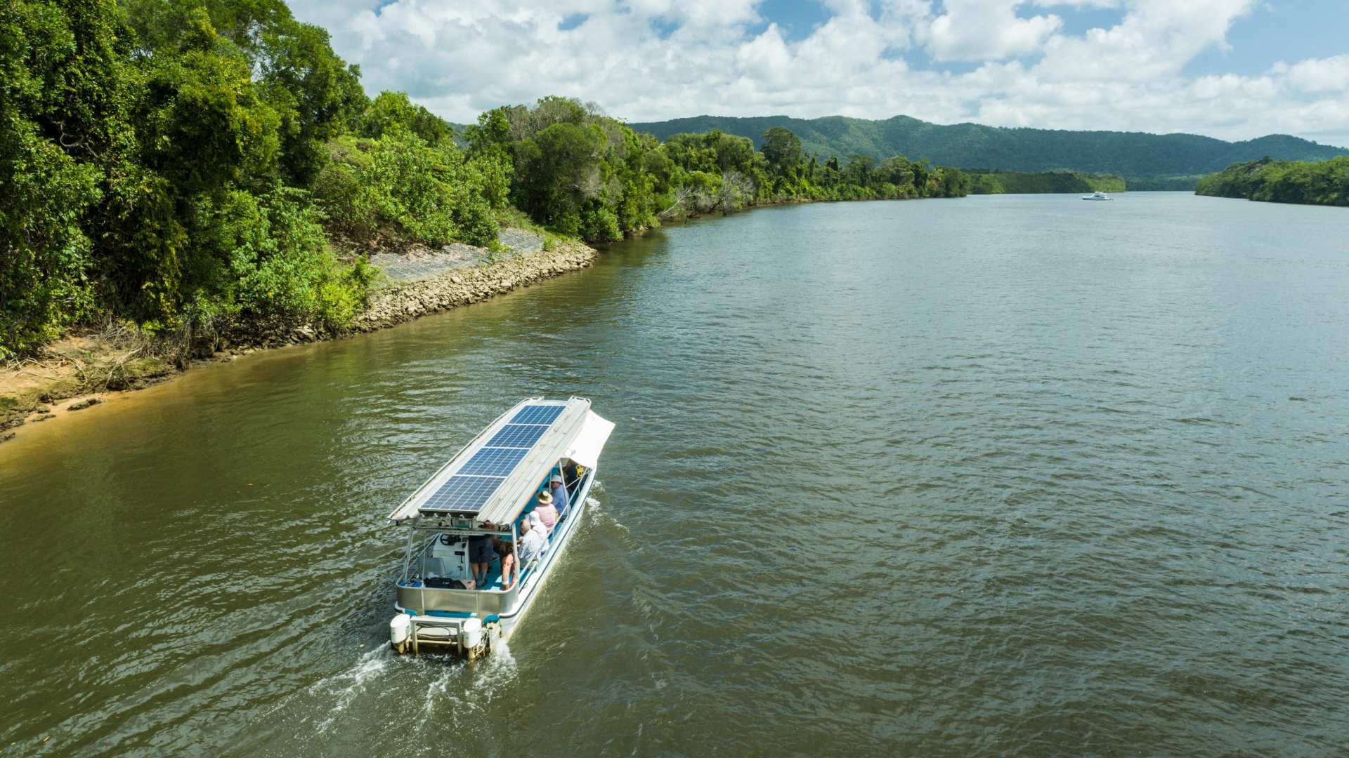 The Daintree River, Solar whisper wildlife cruises, Concrete playground, Travels, 1920x1080 Full HD Desktop