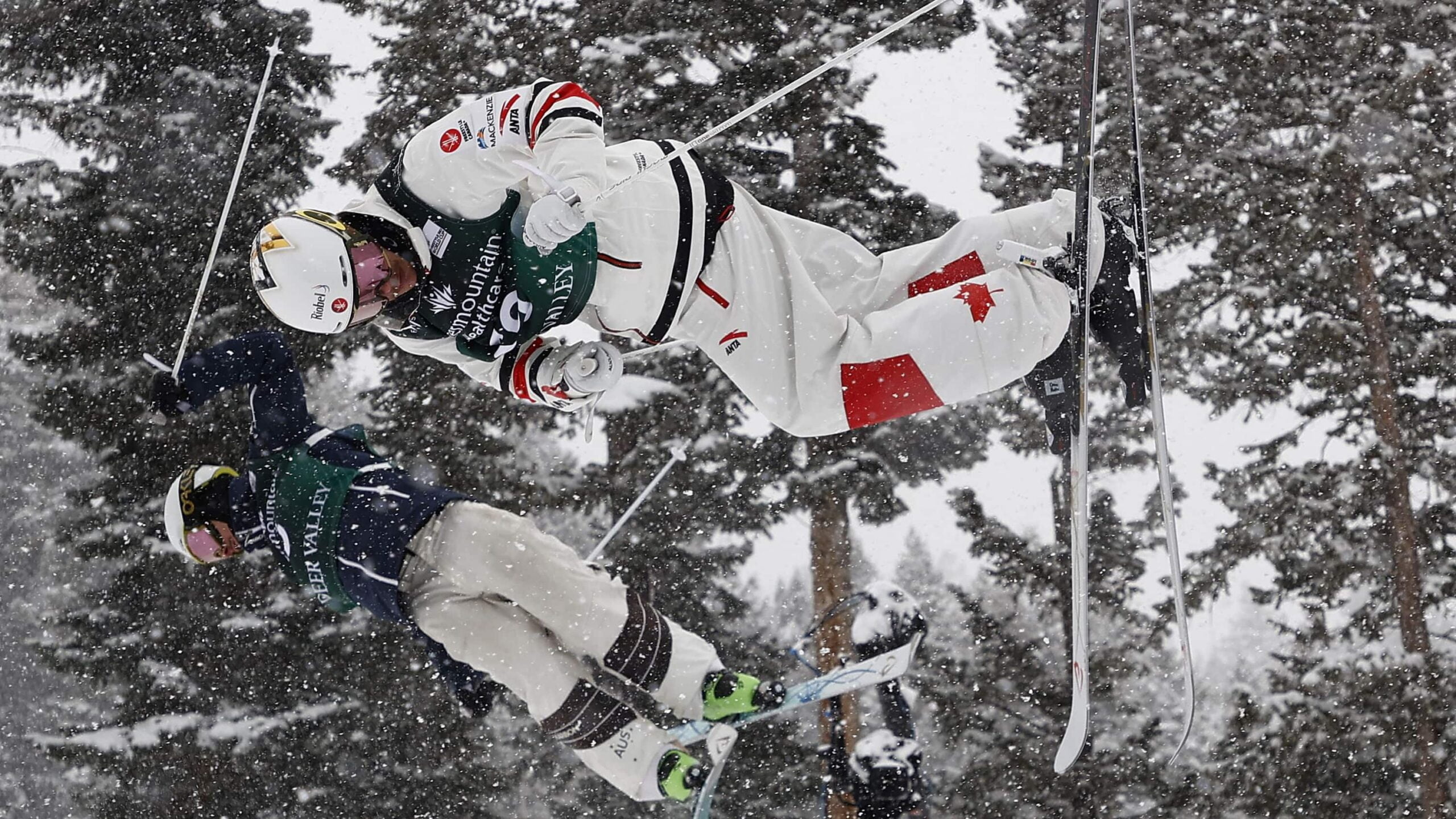 Mikael Kingsbury, Double moguls victory, Back-to-back world titles, ThePressFree, 2560x1440 HD Desktop