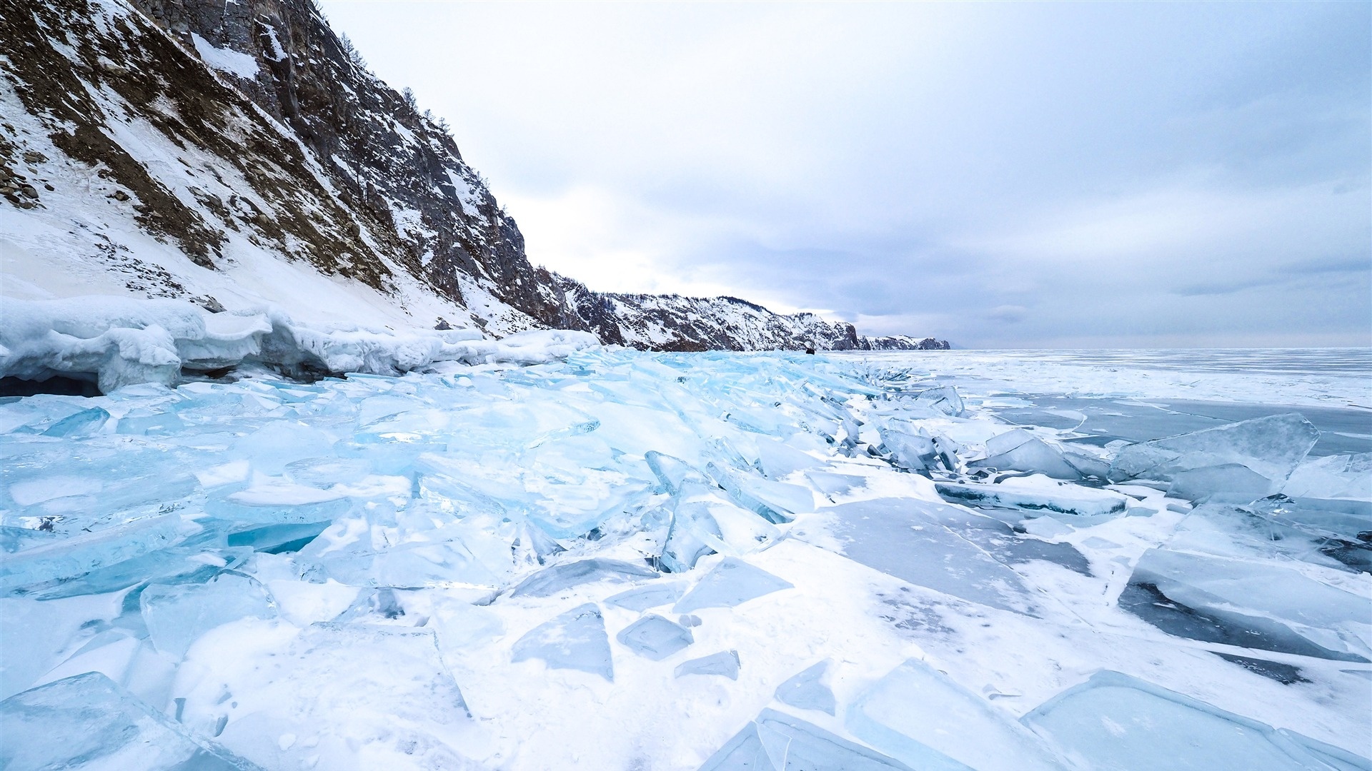 Blue ice, Snow-covered lake, Siberian beauty, Russian landscapes, 1920x1080 Full HD Desktop