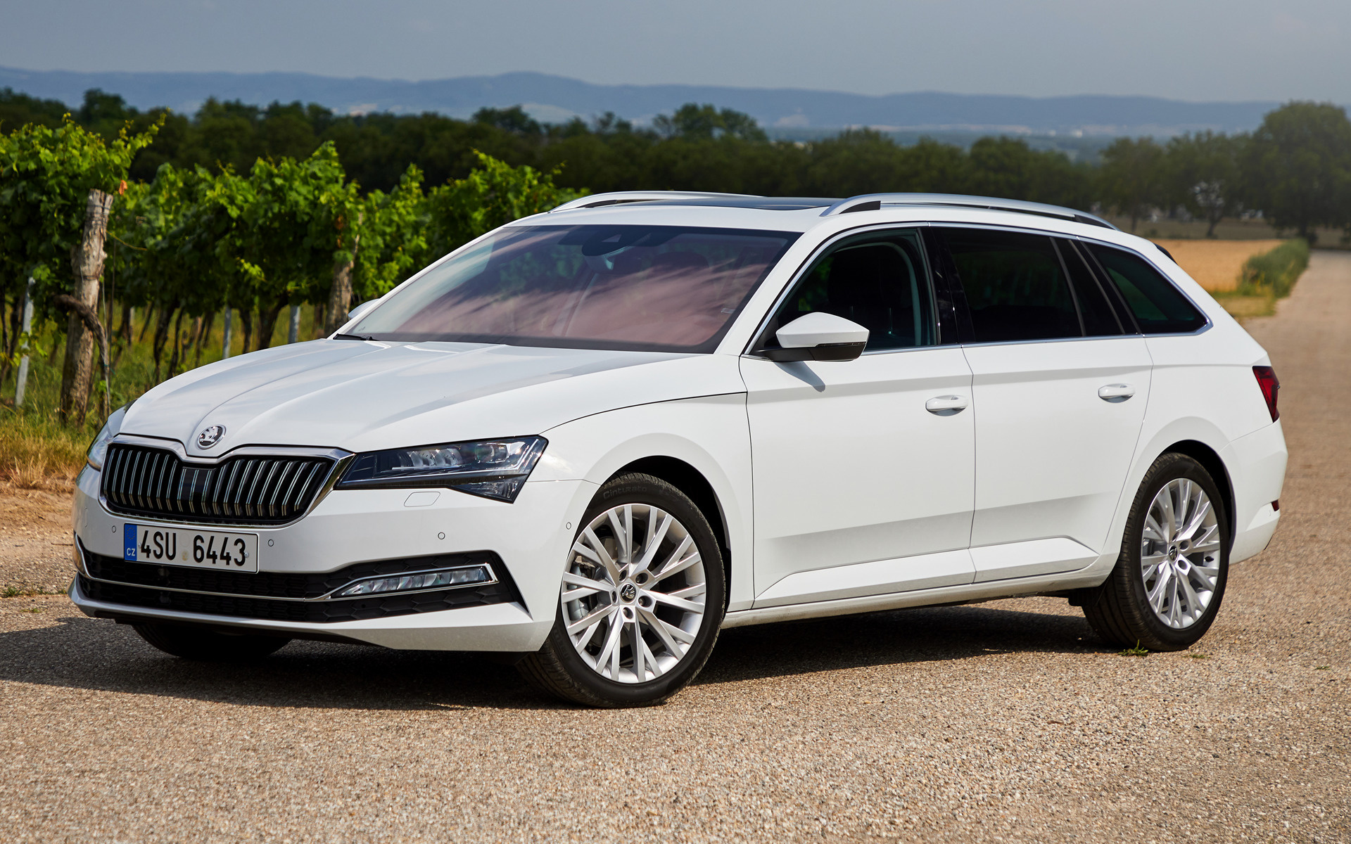 Skoda Superb Combi, Hintergrundbilder und wallpaper, HD car pixel, 1920x1200 HD Desktop