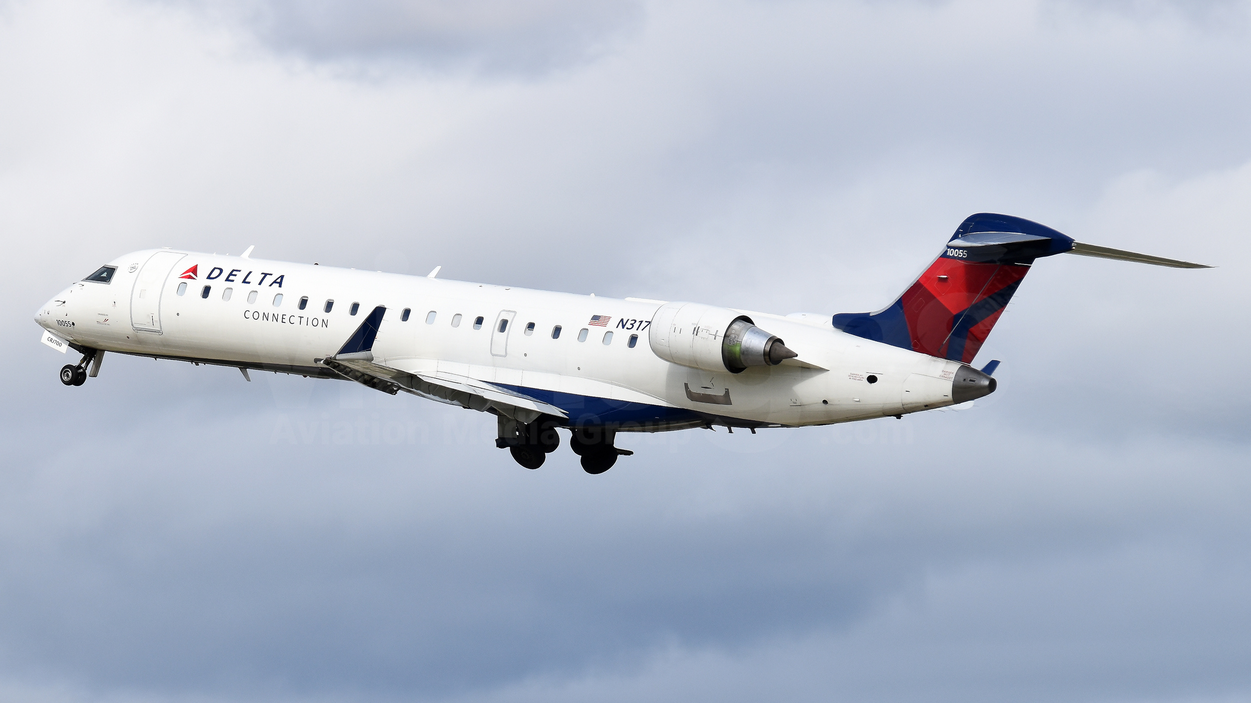 Bombardier CRJ 700, Delta Connection, CL 600 2C10, Photo, 2500x1410 HD Desktop