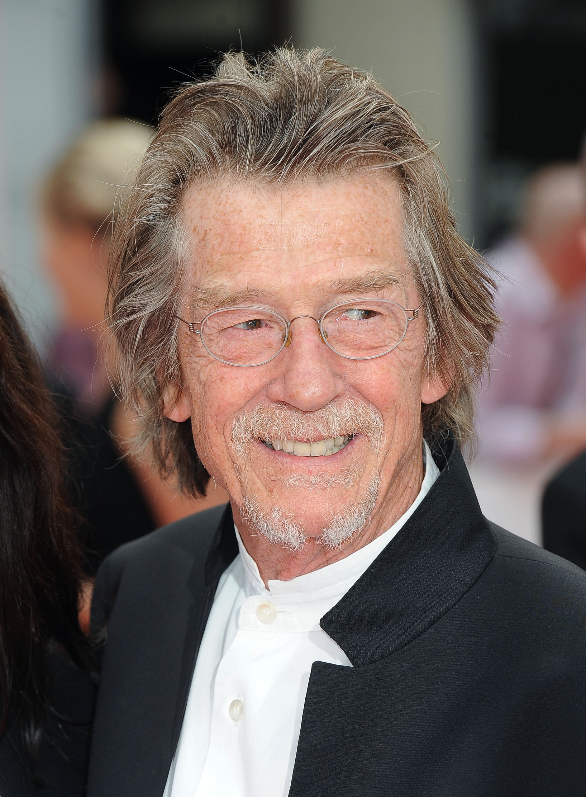 John Hurt, Photo tribute, Fanpop image, Loving remembrance, 1890x2560 HD Phone