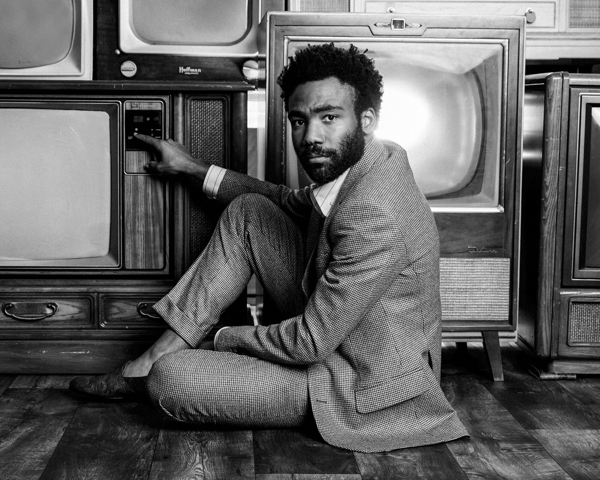 Donald Glover, Hollywood critique, Cancel culture, Film industry, 2000x1600 HD Desktop