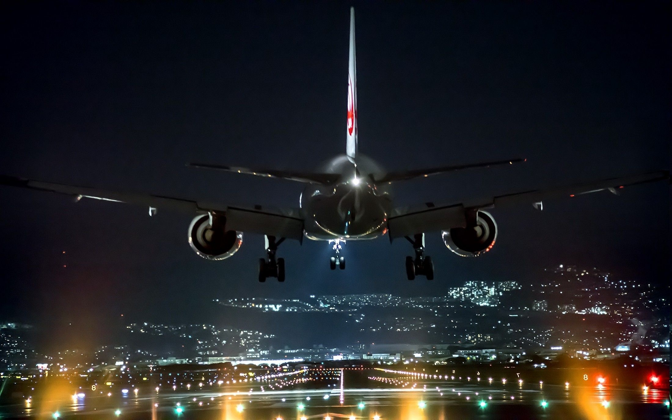 Miami International Airport, Nighttime ambiance, Travel destinations, Gateway to the world, 2200x1380 HD Desktop