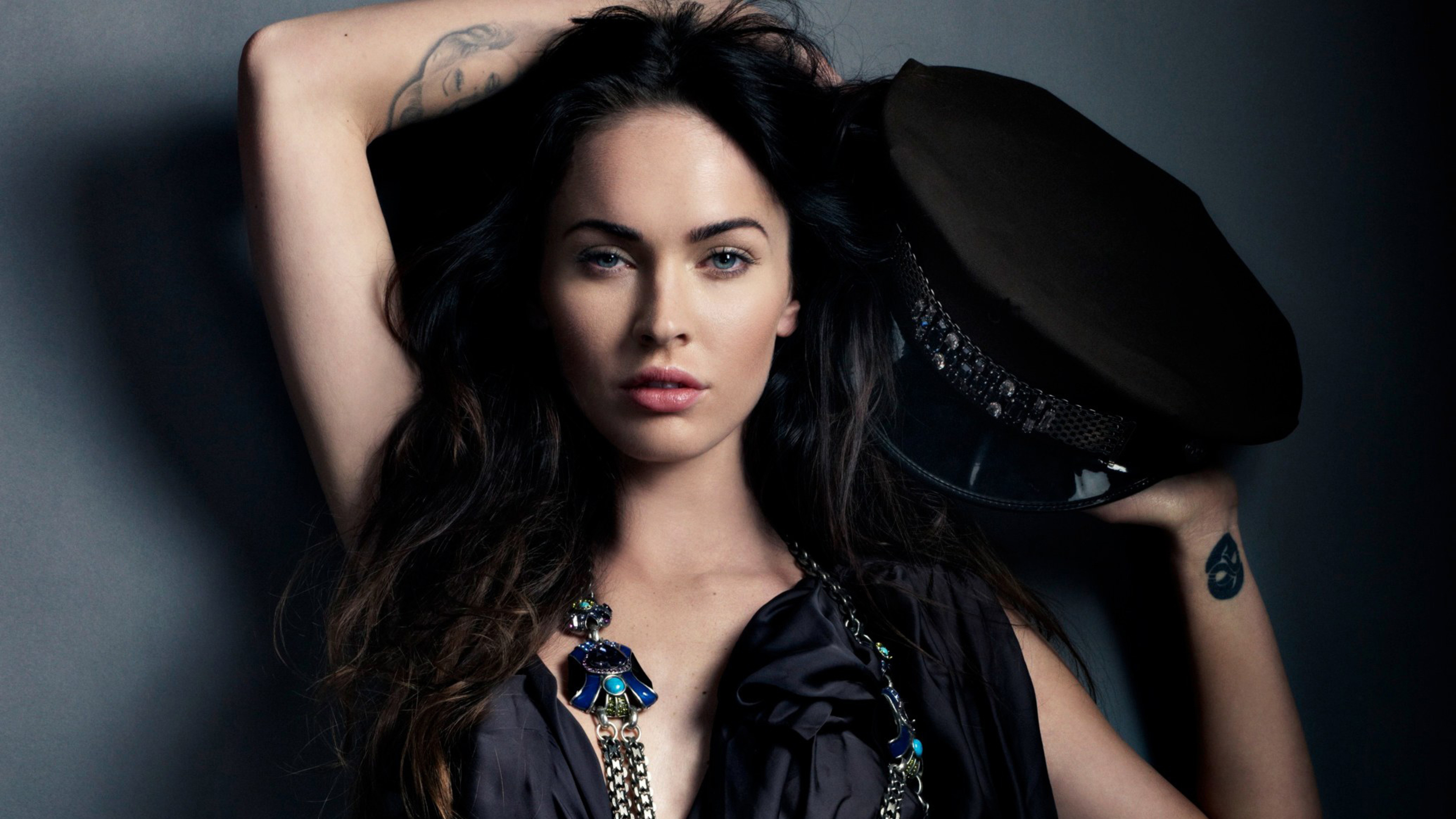 W Magazine, Megan Fox Wallpaper, 3840x2160 4K Desktop