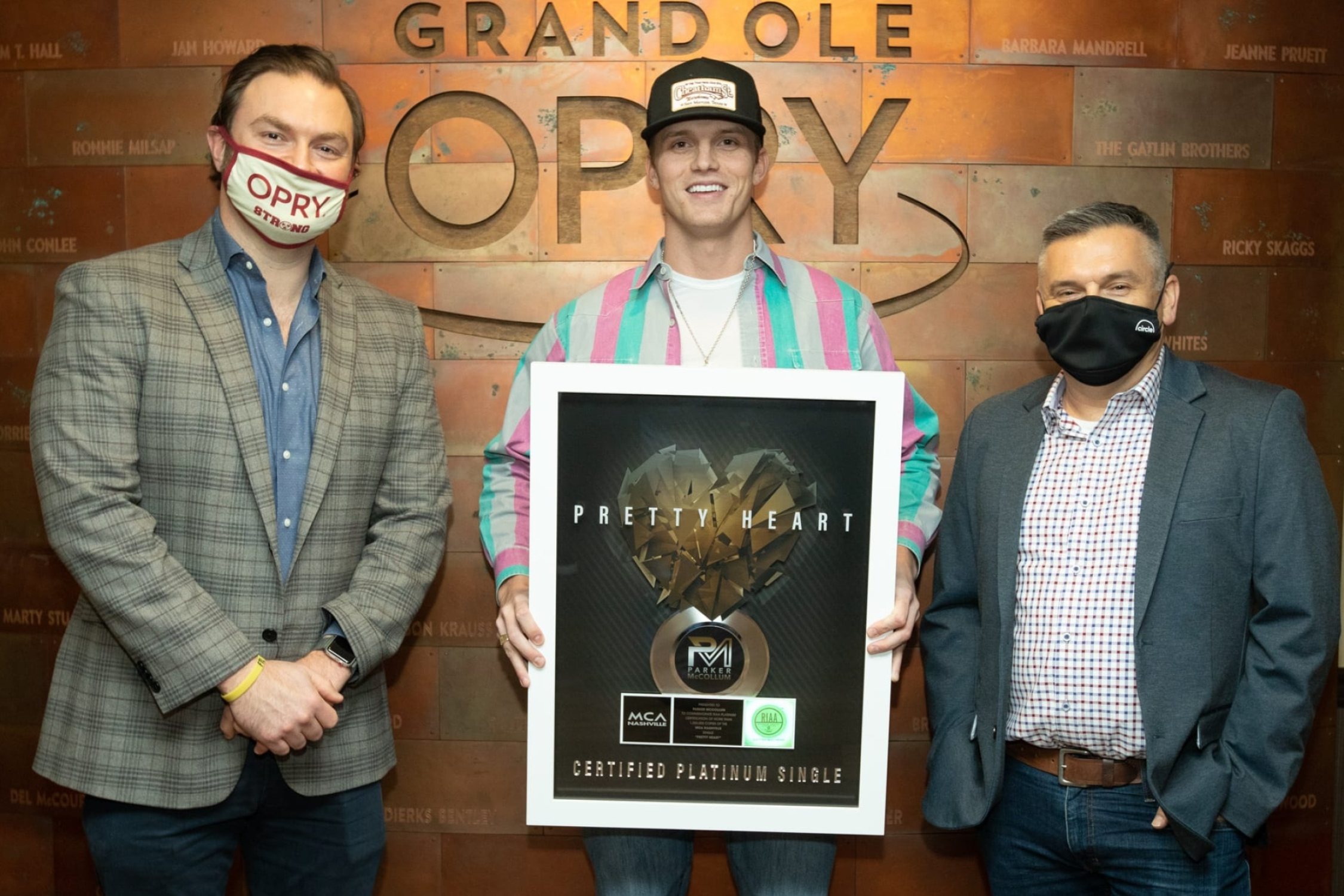 Parker McCollum Makes Opry Debut, Celebrates Platinum Plaque 2250x1500