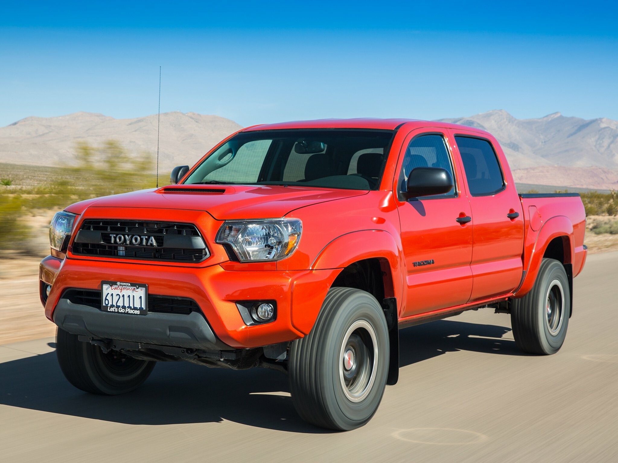 Toyota Tacoma, Intimidating appearance, Unmatched versatility, Superior performance, 2050x1540 HD Desktop