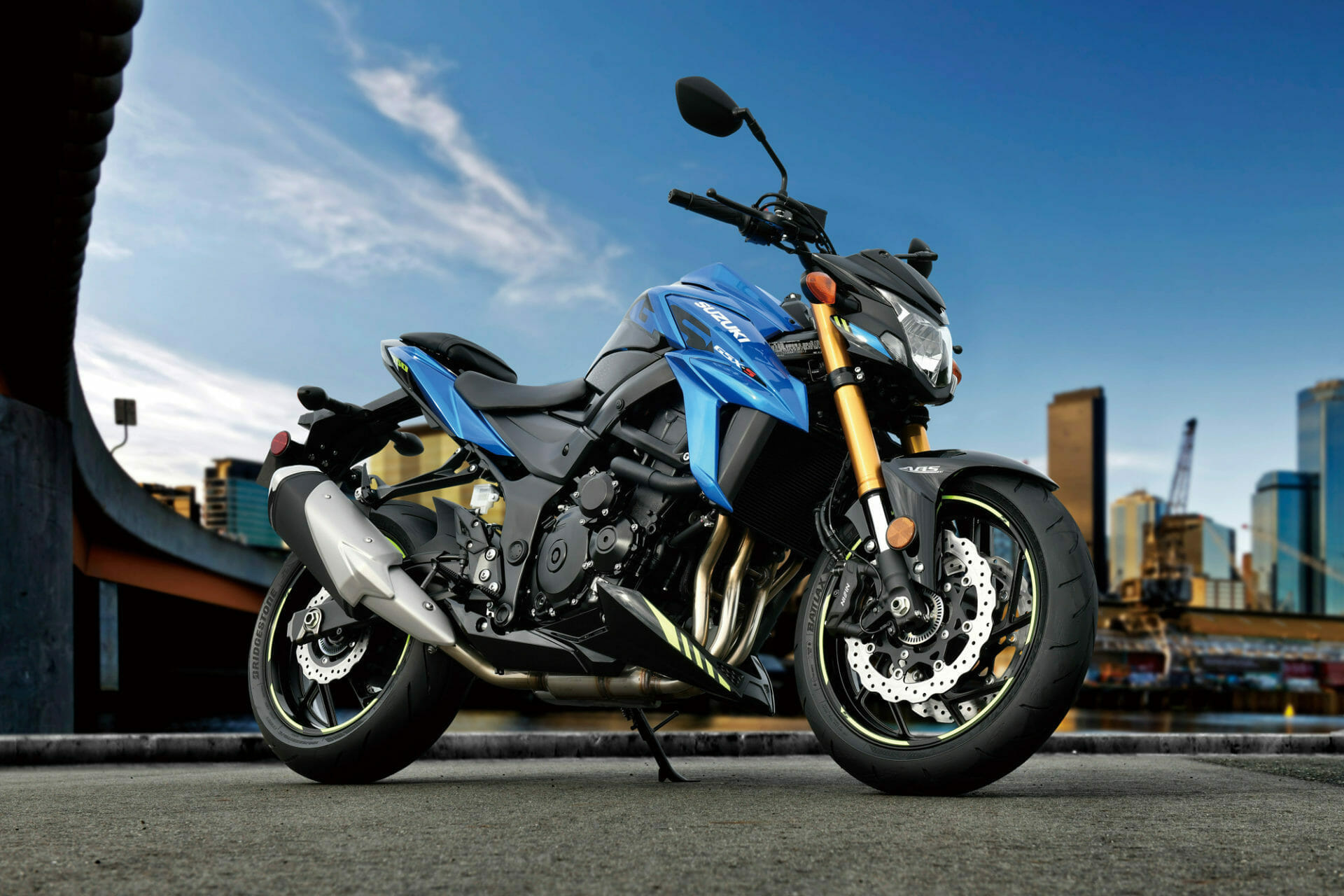 Suzuki GSX-S1000, Exhilarating ride, Power and precision, Unleashed performance, 1920x1280 HD Desktop