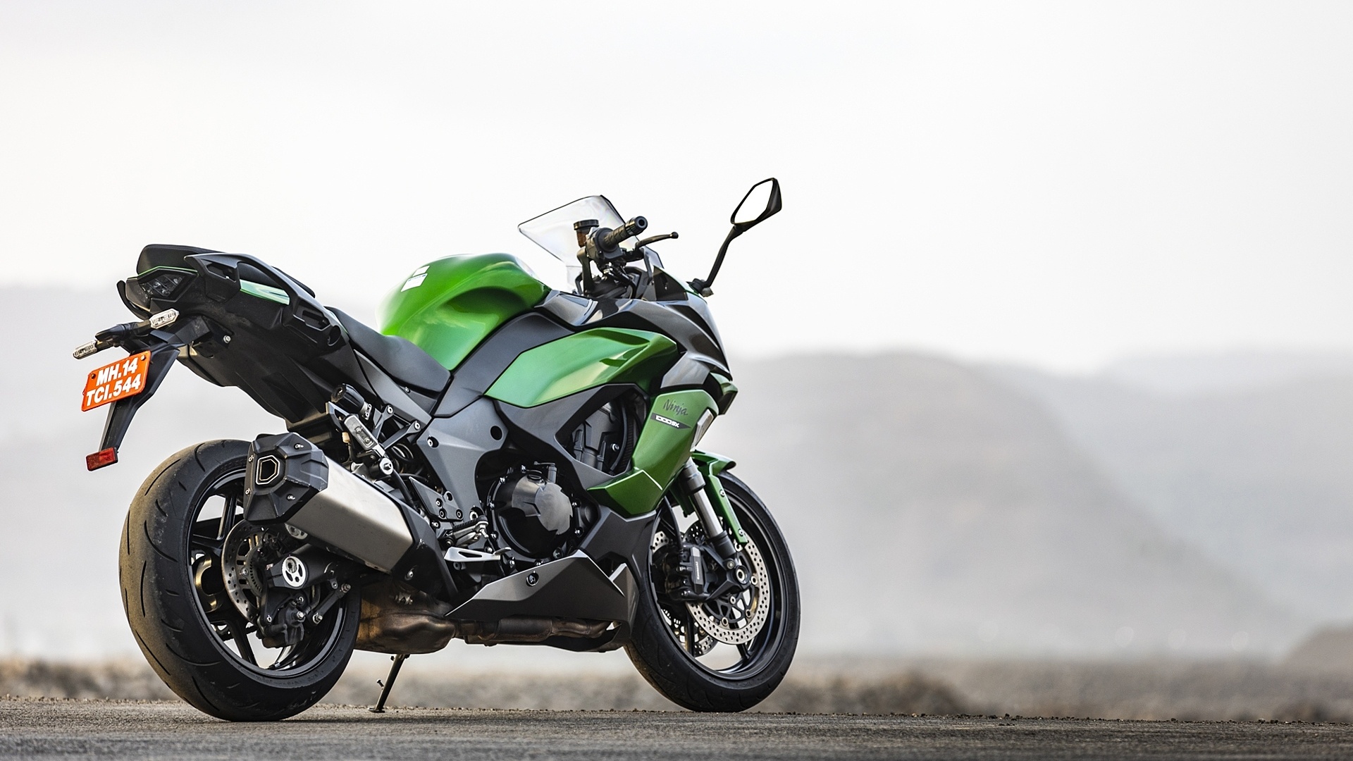 Kawasaki Ninja 1000 colours in India, Ninja 1000 colour images, Automotive elegance, Stylish design, 1920x1080 Full HD Desktop