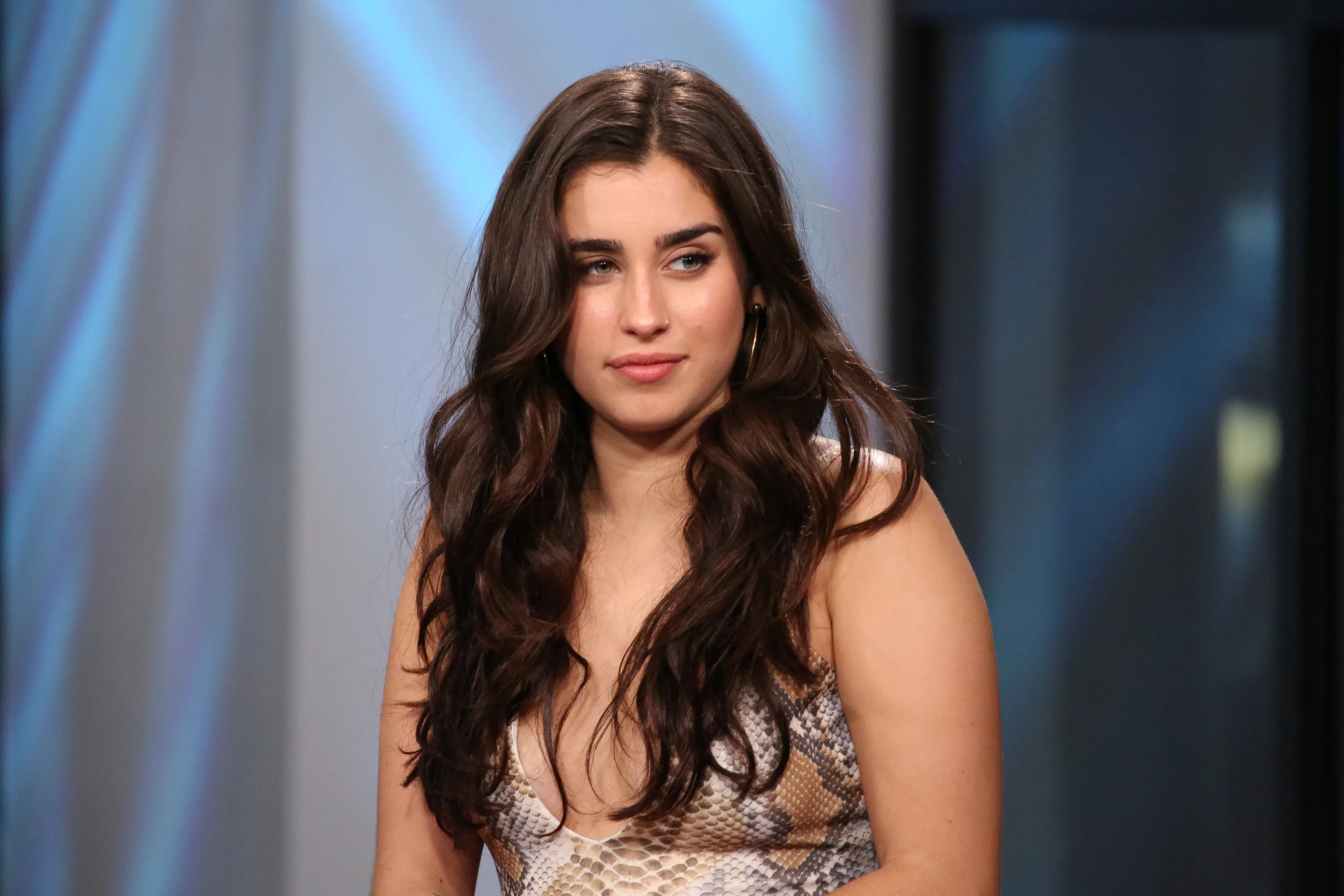 Apology post, Lauren Jauregui, Anti vax video, Social media, 3000x2000 HD Desktop