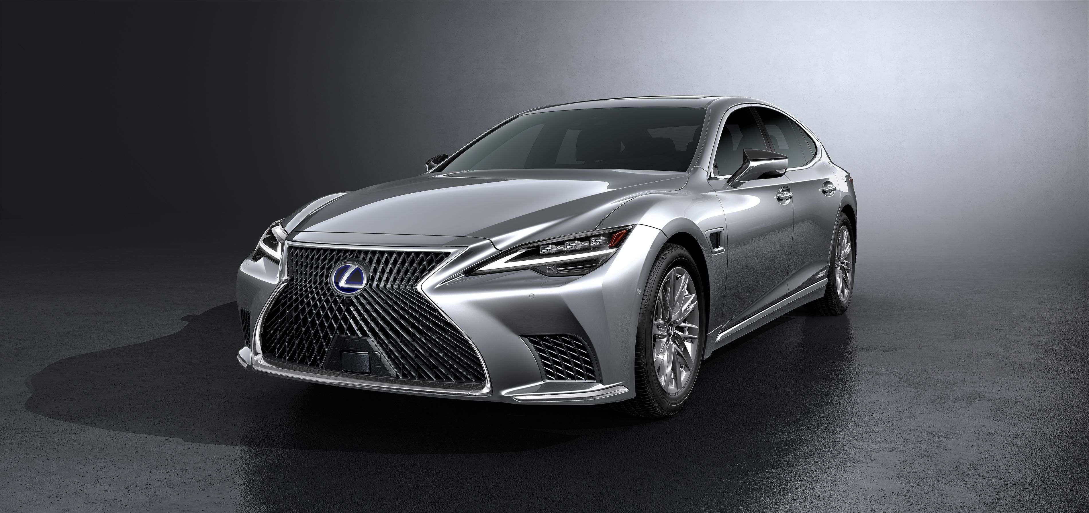 2021 Model, Lexus LS Wallpaper, 3800x1800 Dual Screen Desktop