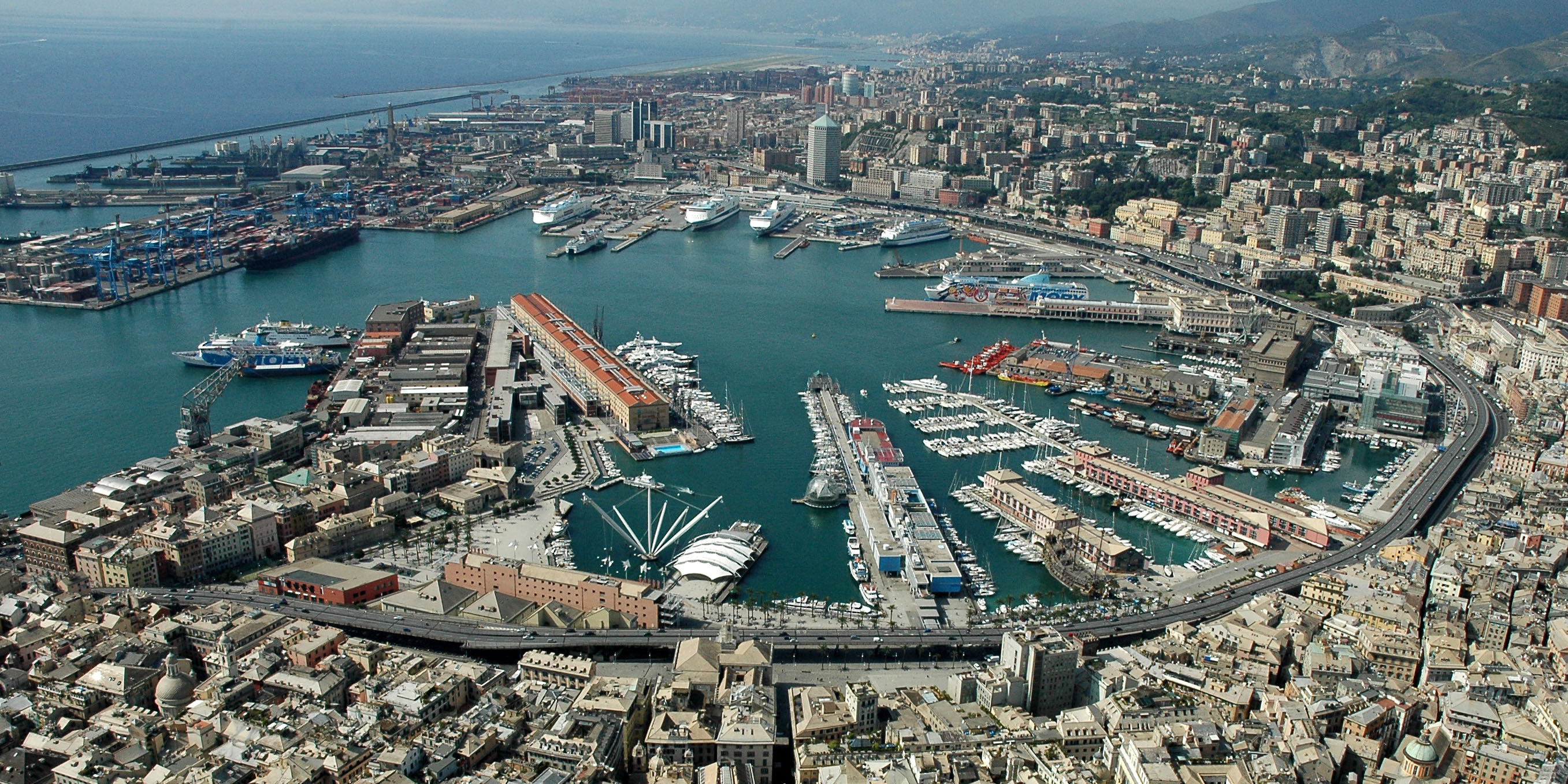 Genoa wallpapers, Man-made beauty, 4K wallpapers, Genoa's architectural wonders, 2720x1360 HD Desktop